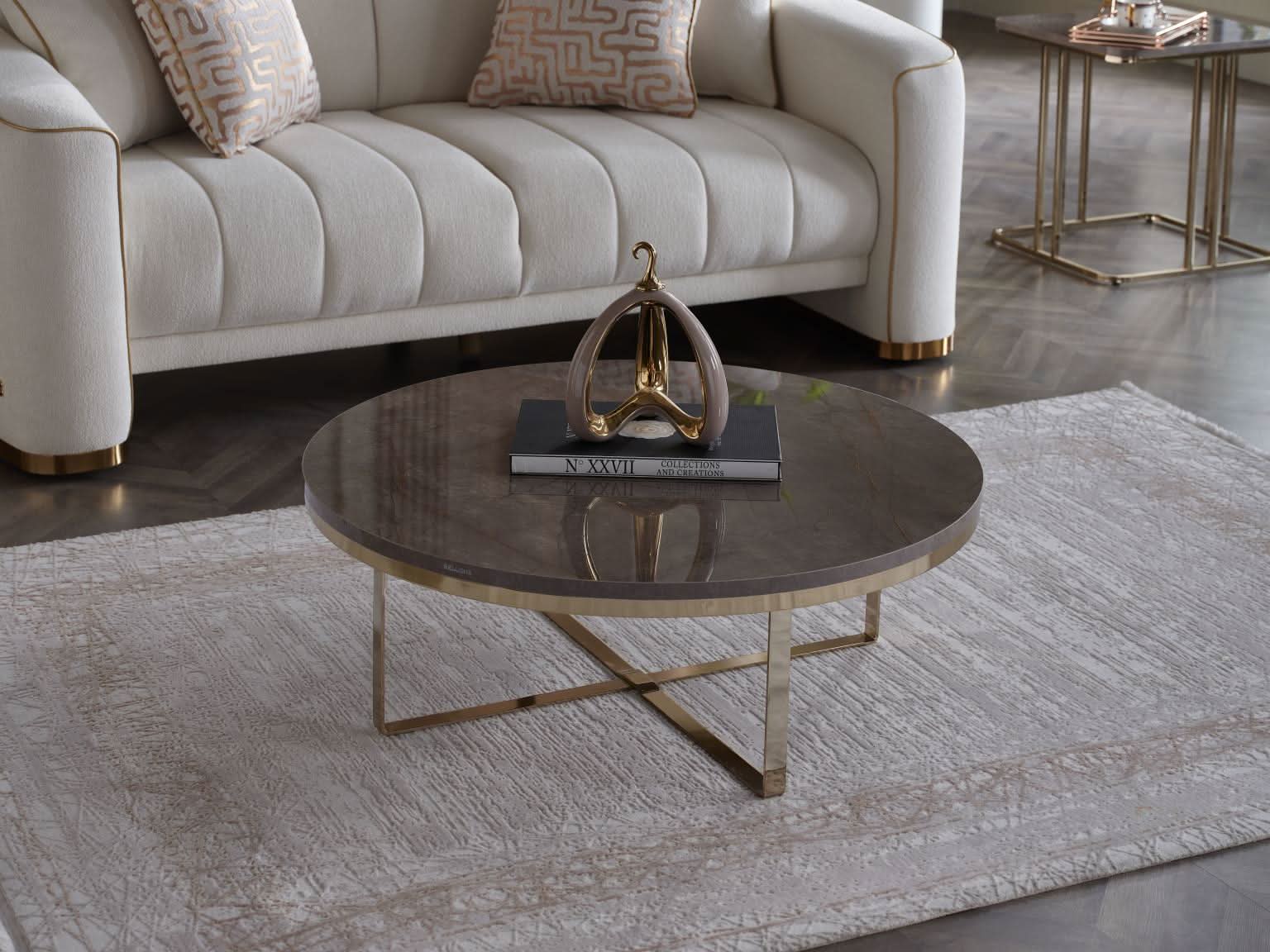 Veronica Round Table