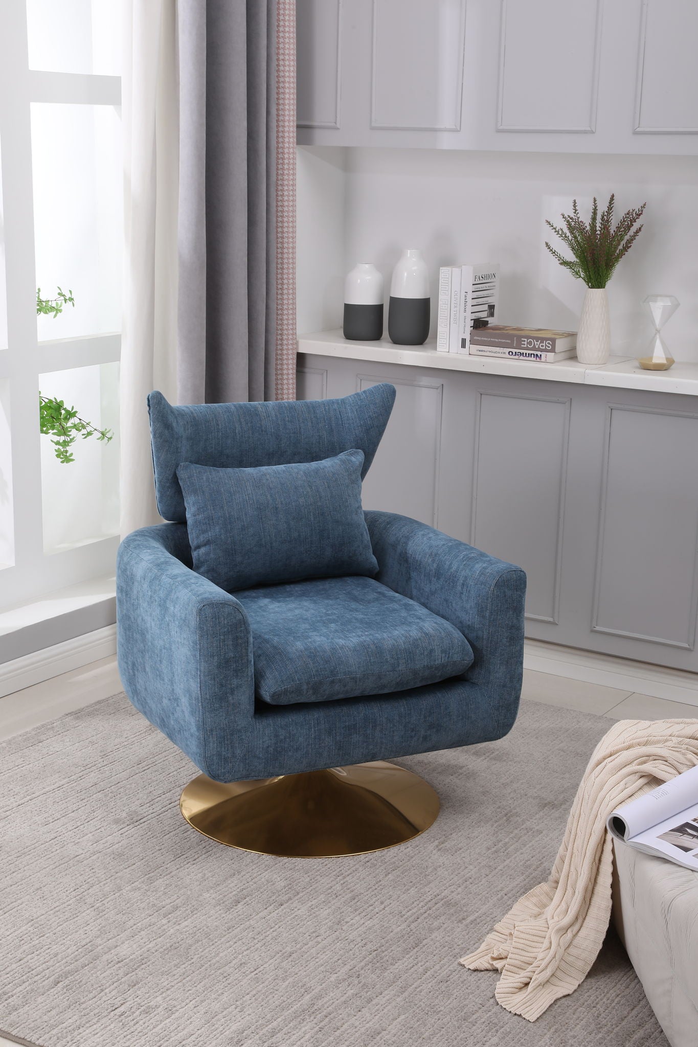 Classic Mid-Century 360 Degree Swivel Accent Chair