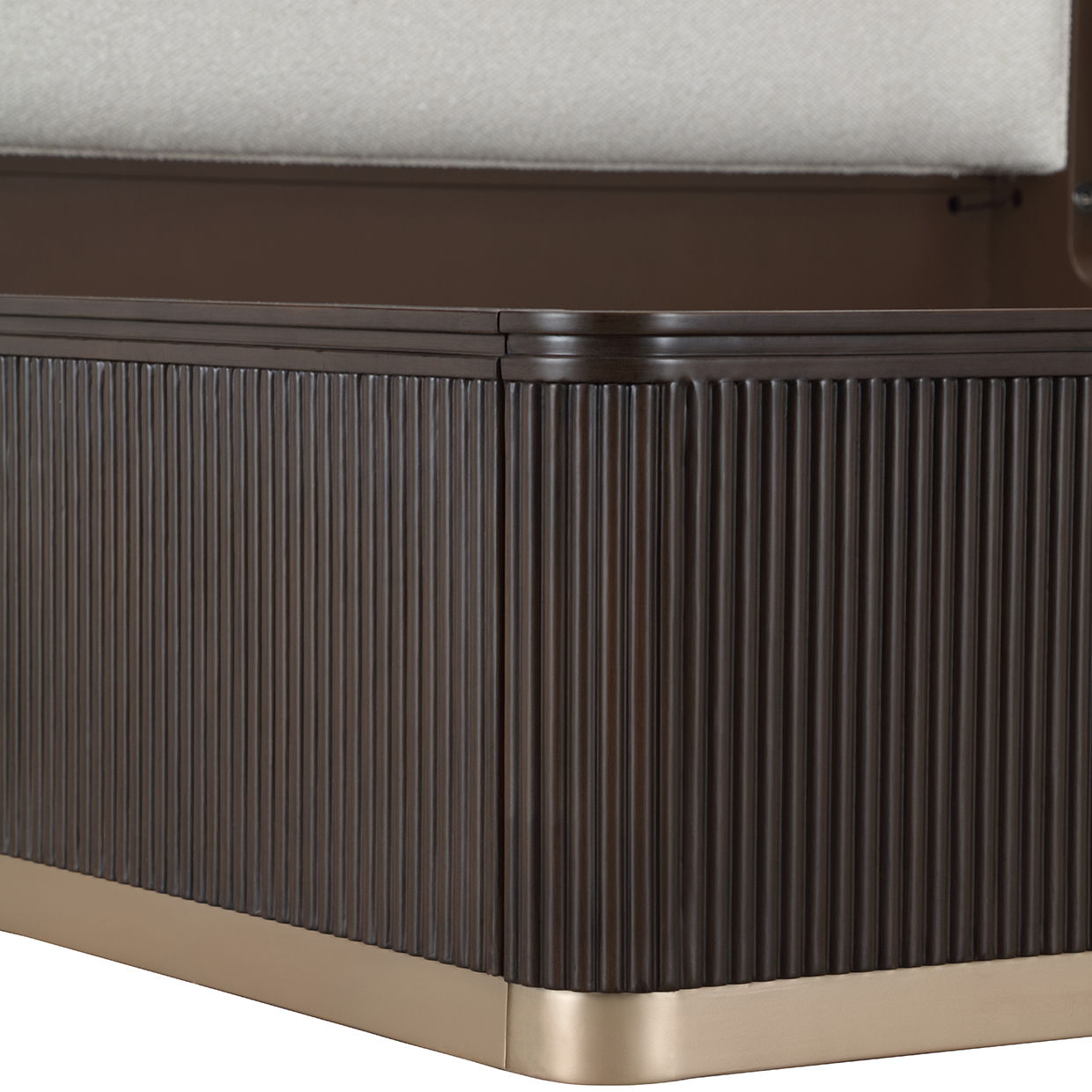 West Kensington - Eastern King Bed - Buff / Medium Espresso