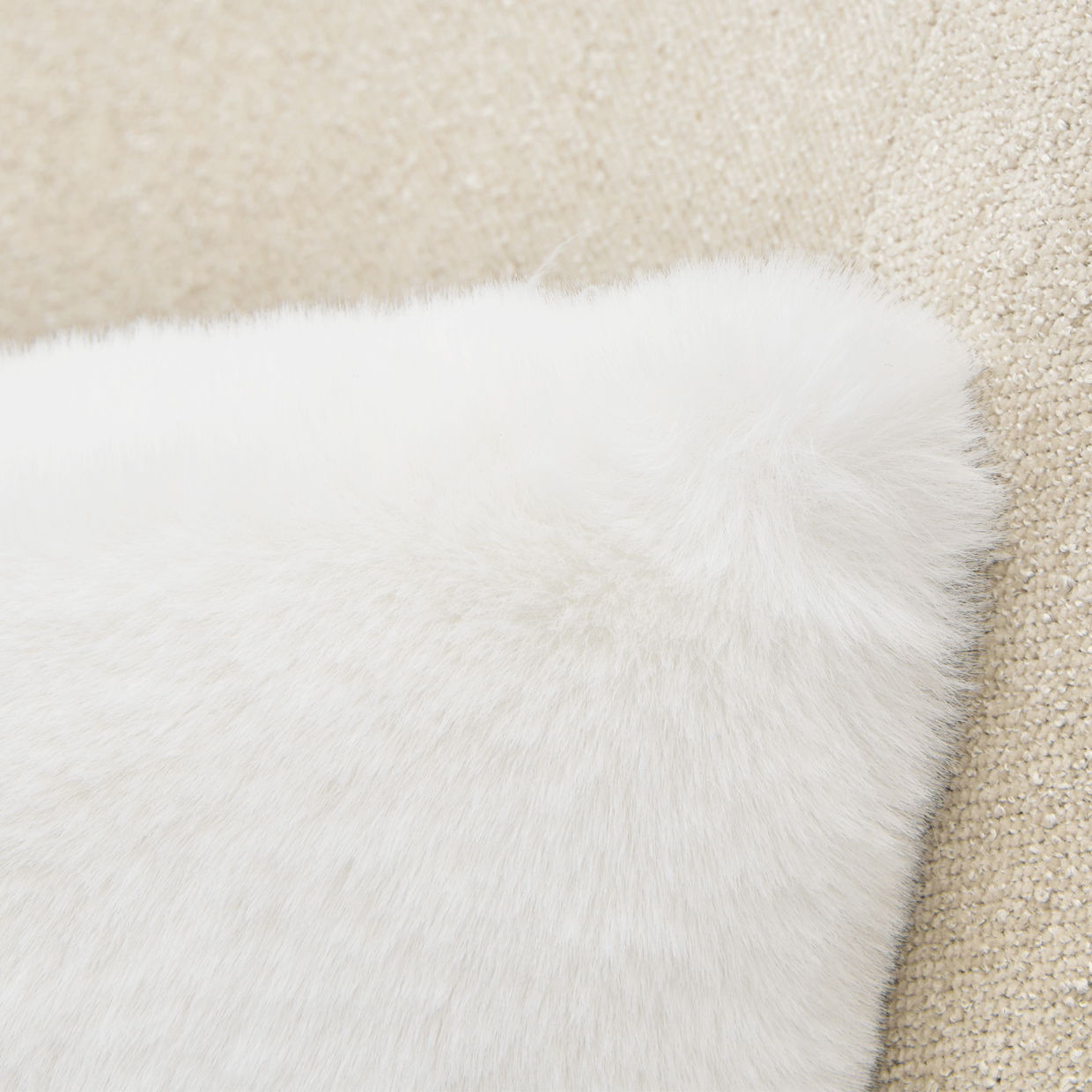 La Marisia - Chenille Chaise - Tranquil / Light Champagne - Best Buy Furniture