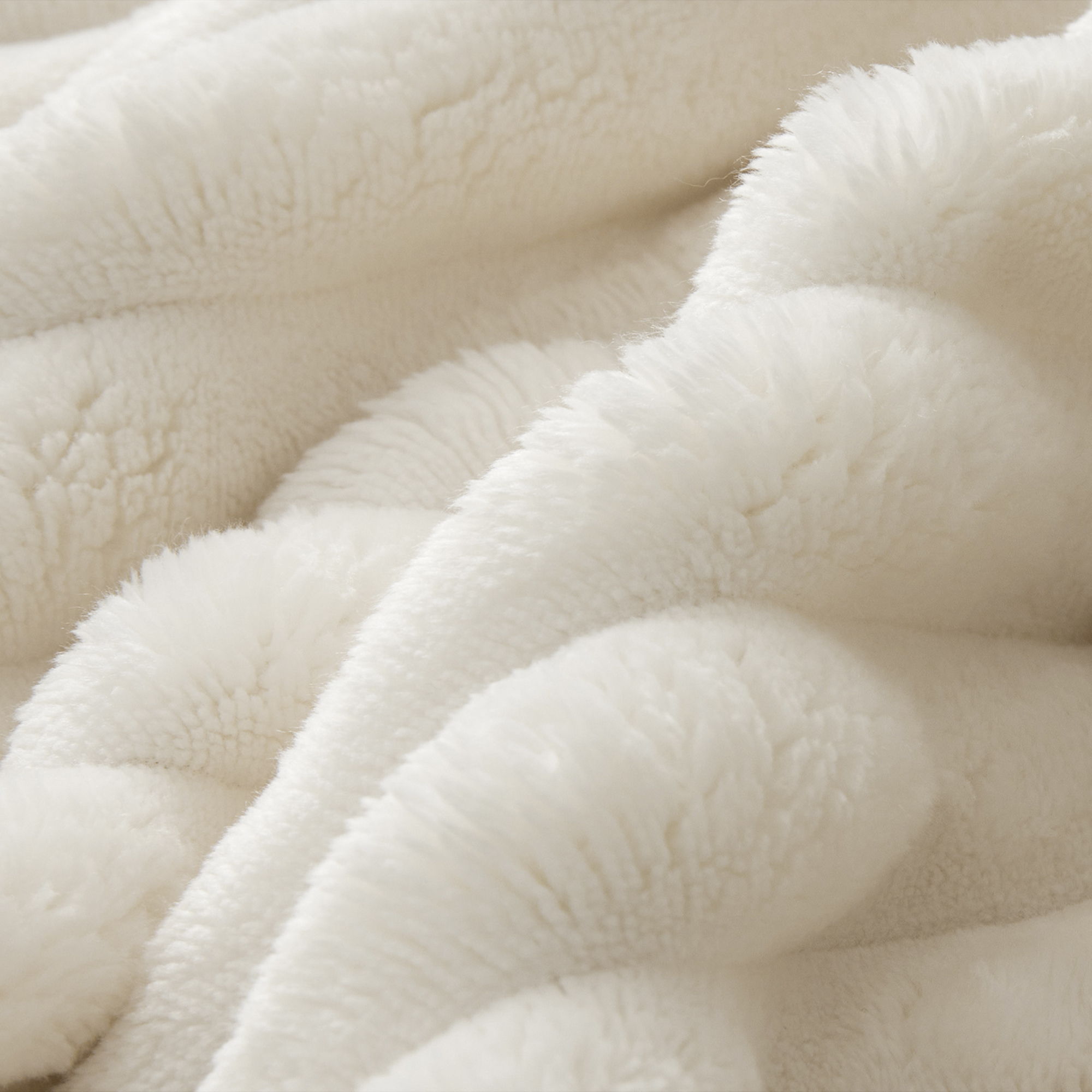 5 Seater L Shaped Sectional Sofa With Curved Corner, 7 Pillows