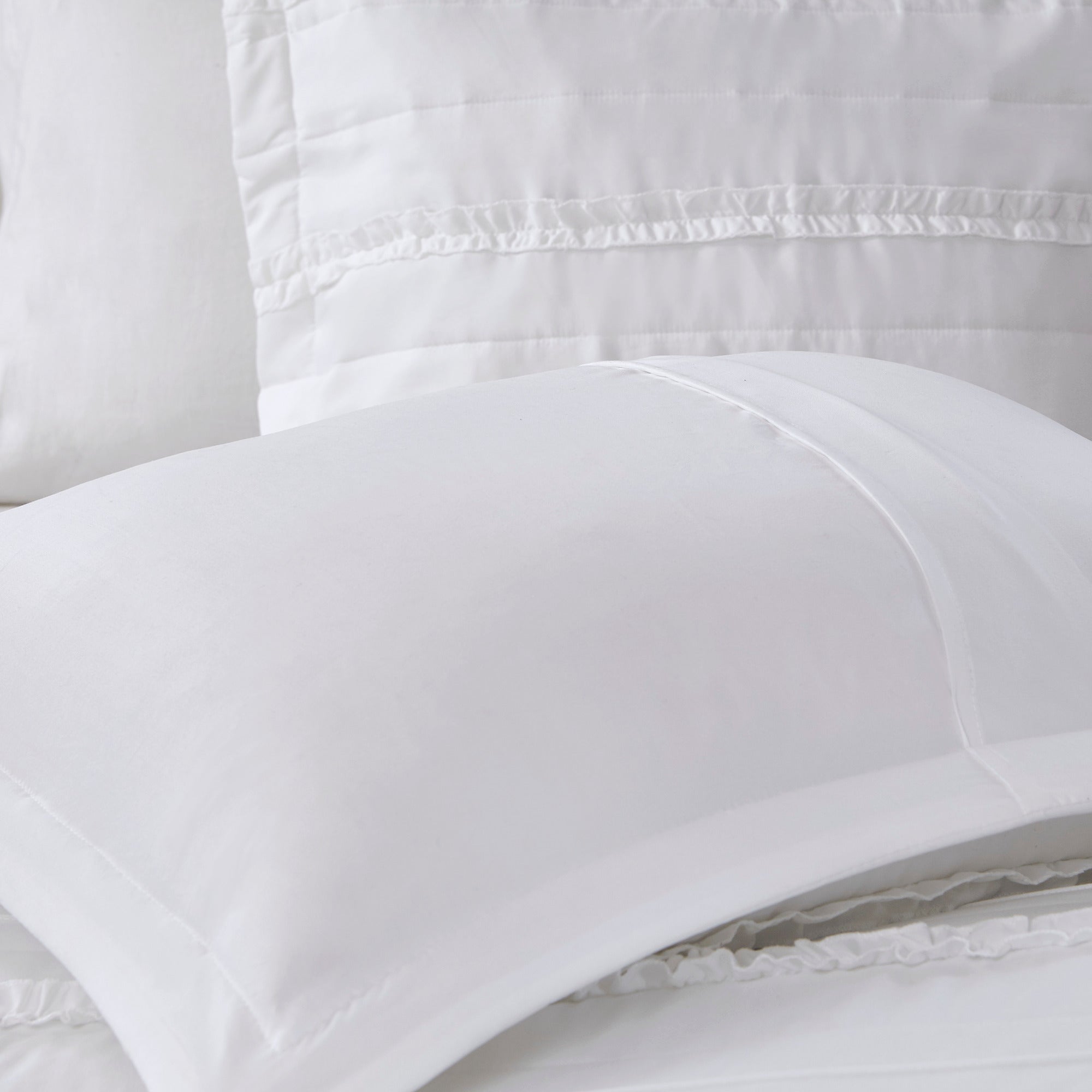 5 Piece Microfiber Ruffled Comforter Set White California King