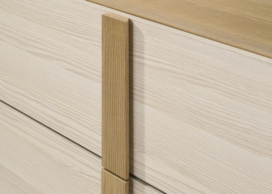 Hyland - Bedroom Set With LED