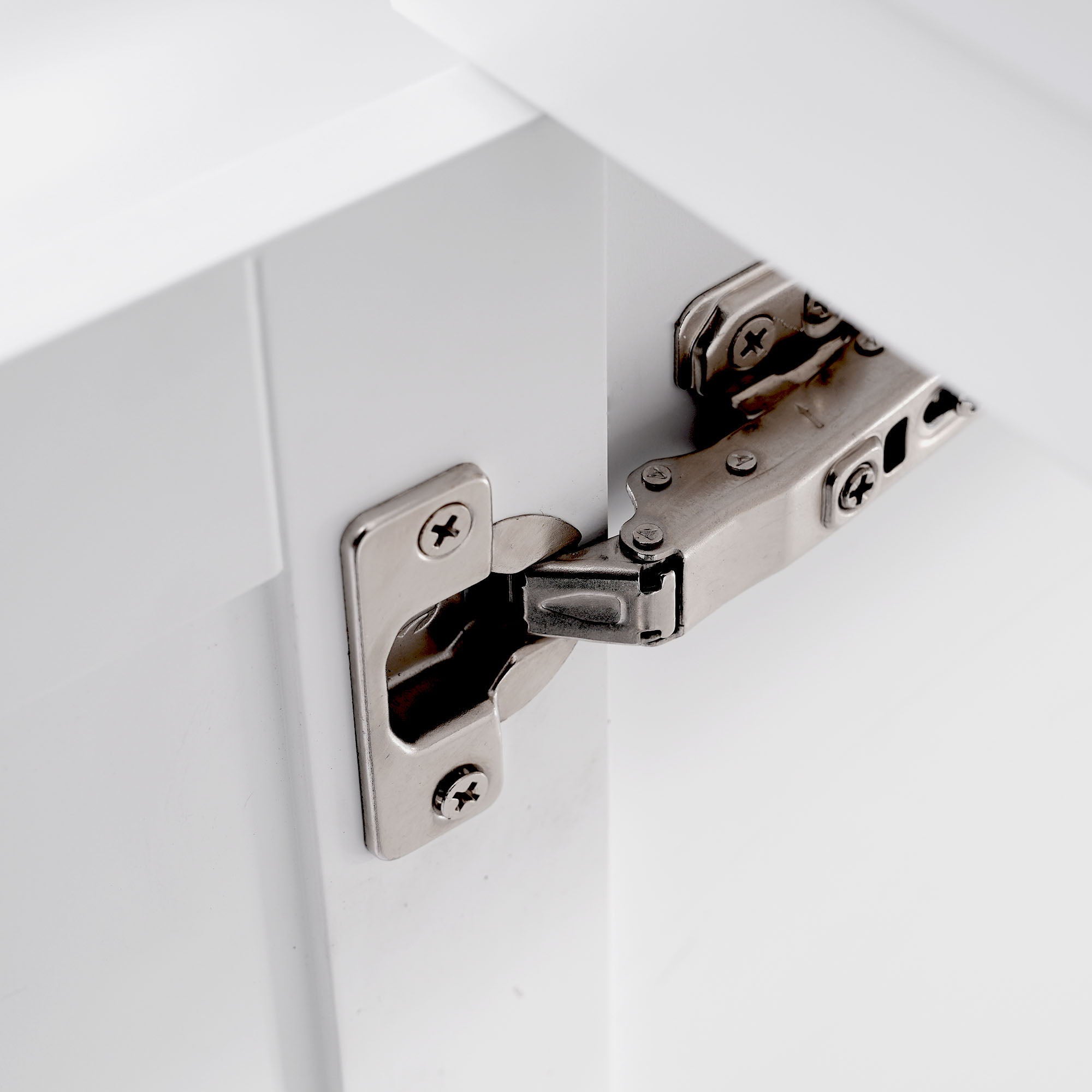 Shaker Free Standing Bathroom Vanity Cabinet With Sink, Soft Close Drawers And Doors - White