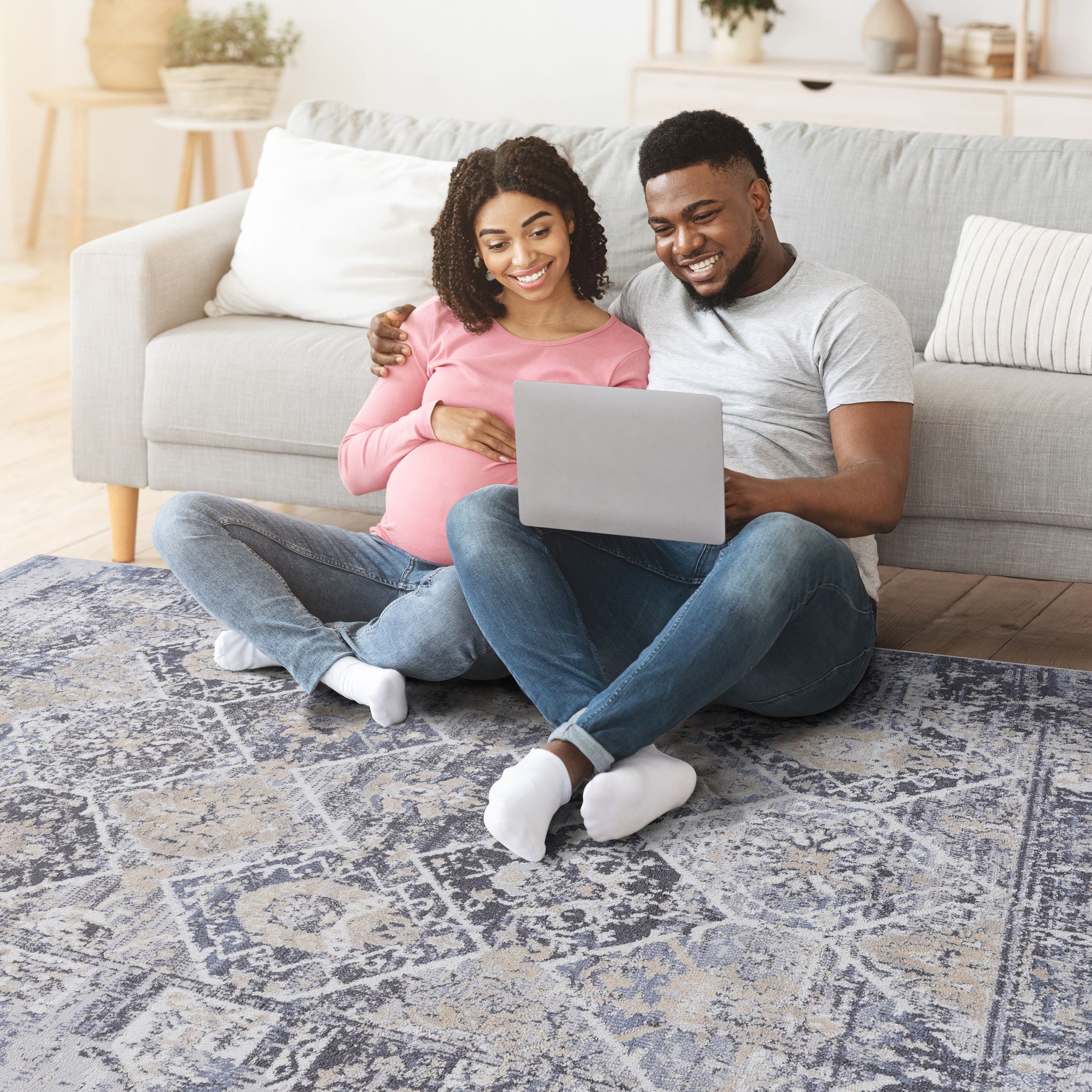 Payas - Traditional Area Rug