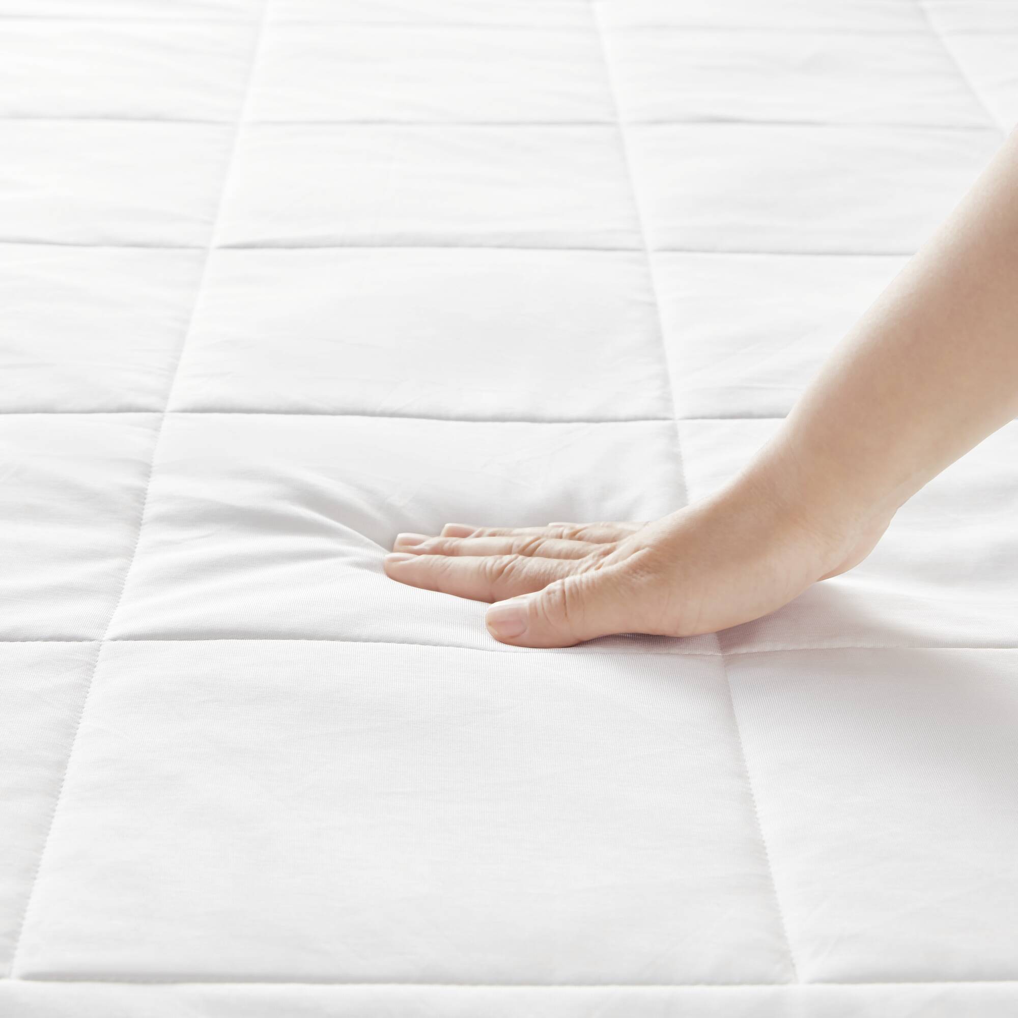 Down Alternative Blanket