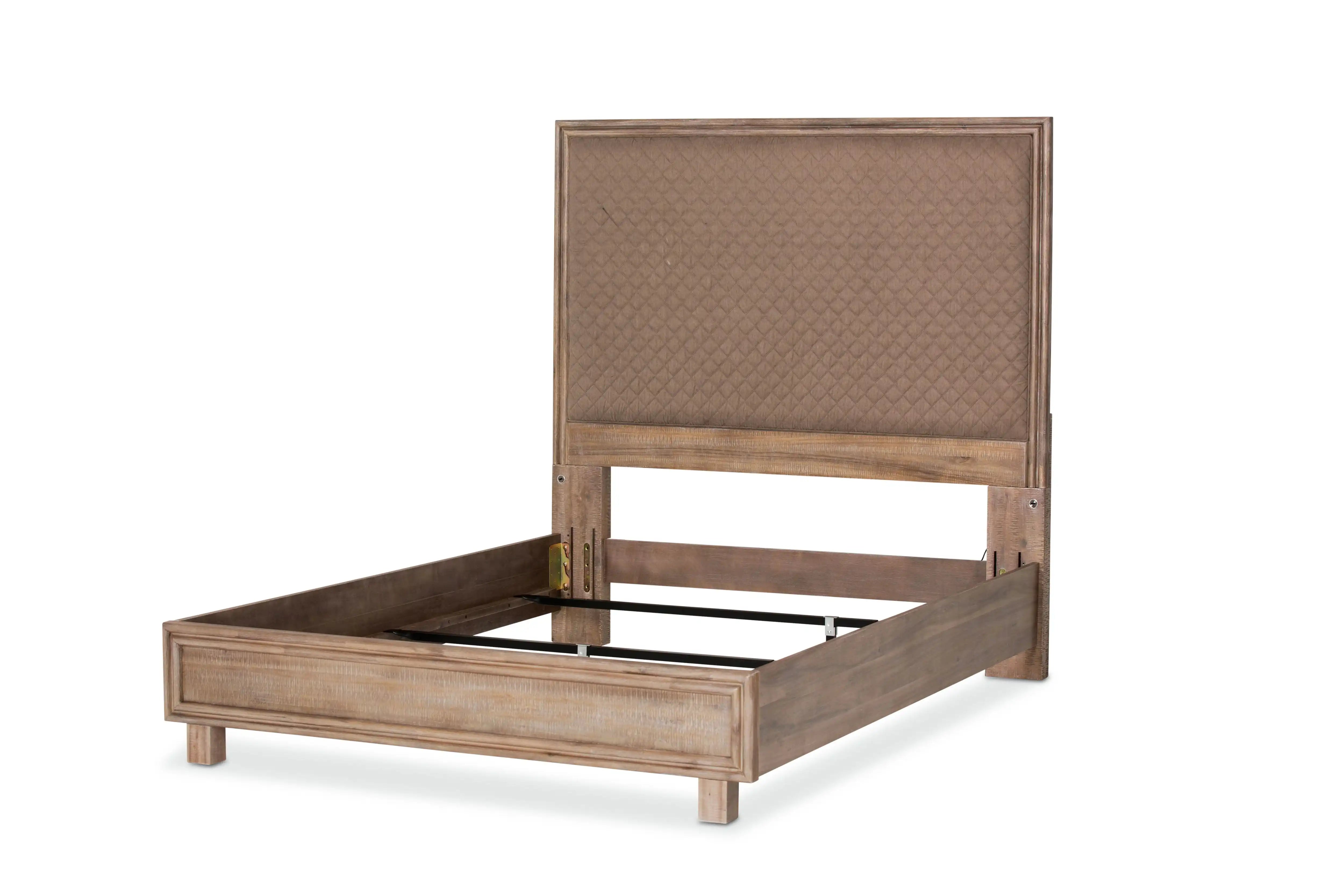 Hudson Ferry - Quilted Panel Bed
