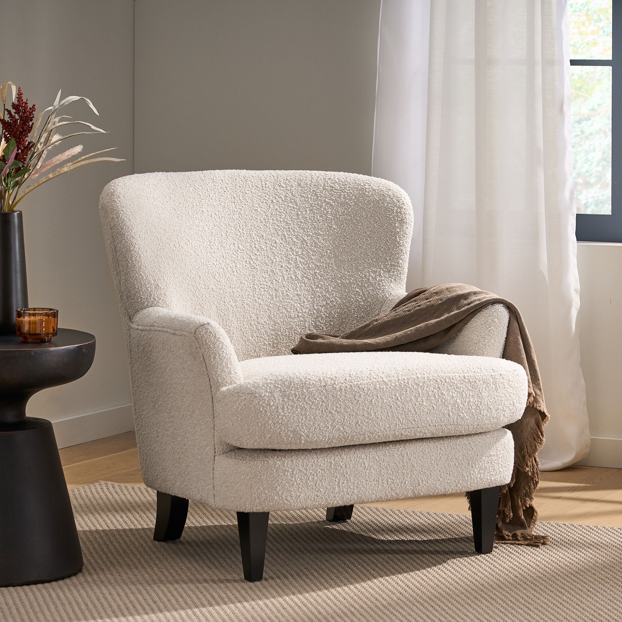 Melodique - Boucle Fabric Upholstered Club Chair With Tapered Legs