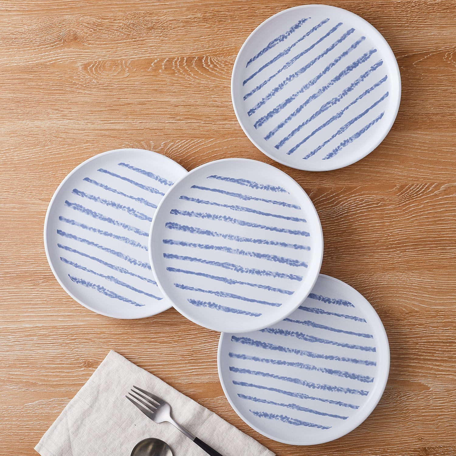 Nova Stoneware Dinnerware Set - Blue