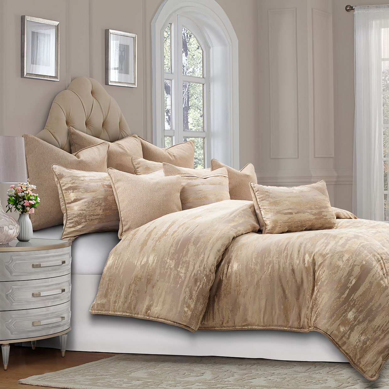 Sloane - Comforter Set
