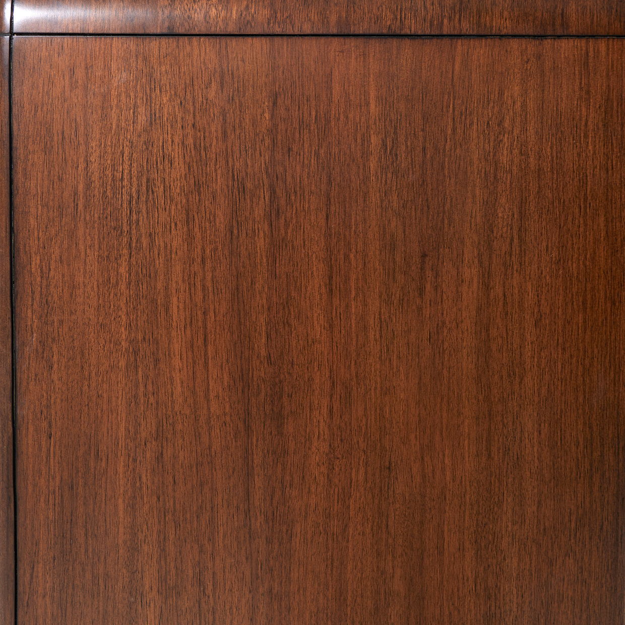 Mason Park - Dresser