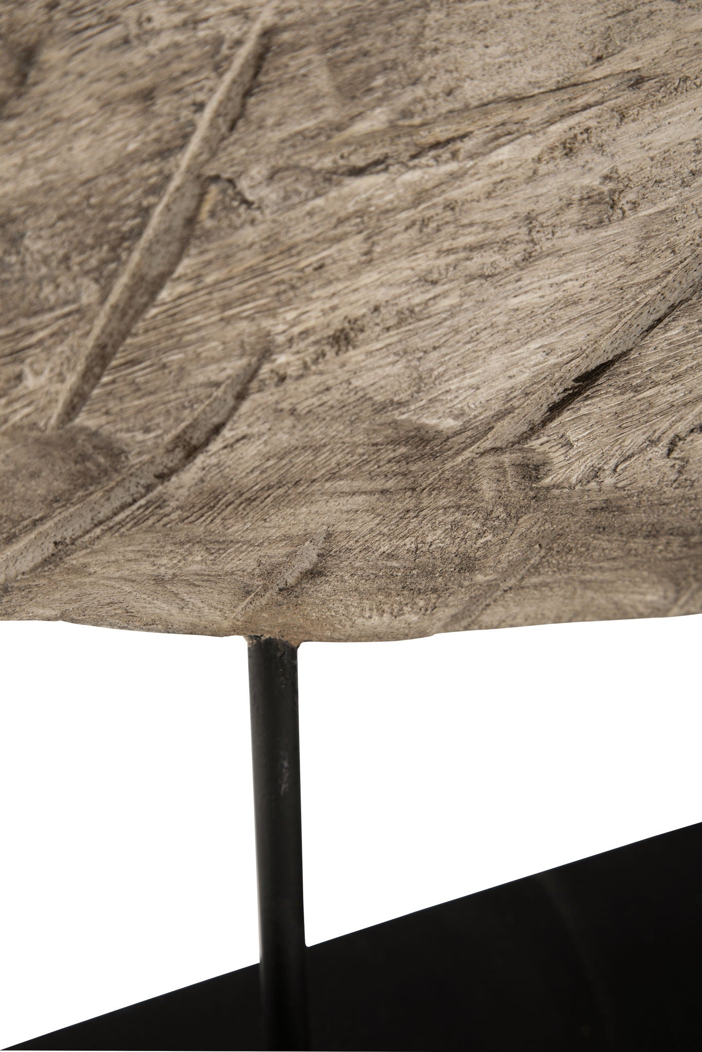 Dashburn - Sculpture - Antique White / Black - Best Buy Furniture