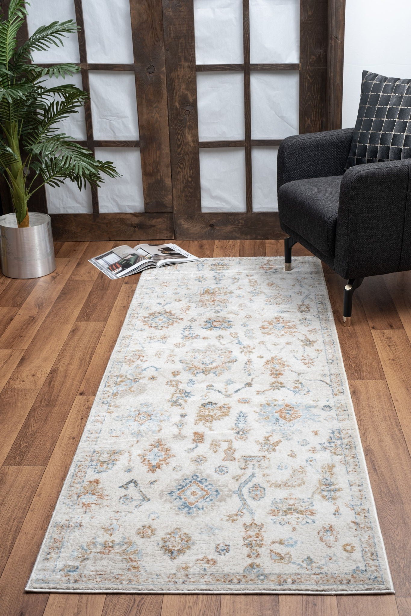 Noble - 5'3" X 7'3" Area Rug - Ivory - Best Buy Furniture
