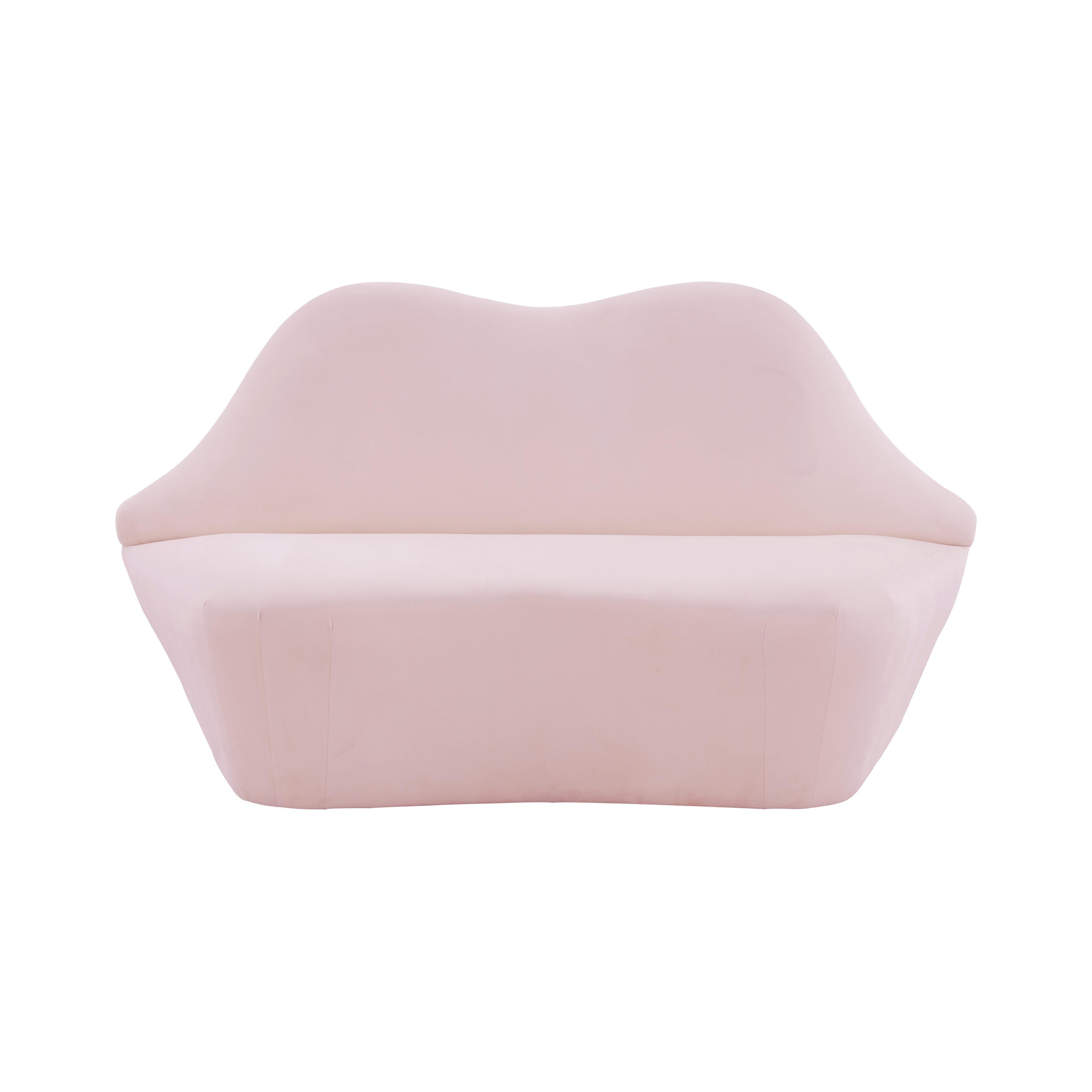 Lips - Velvet Settee