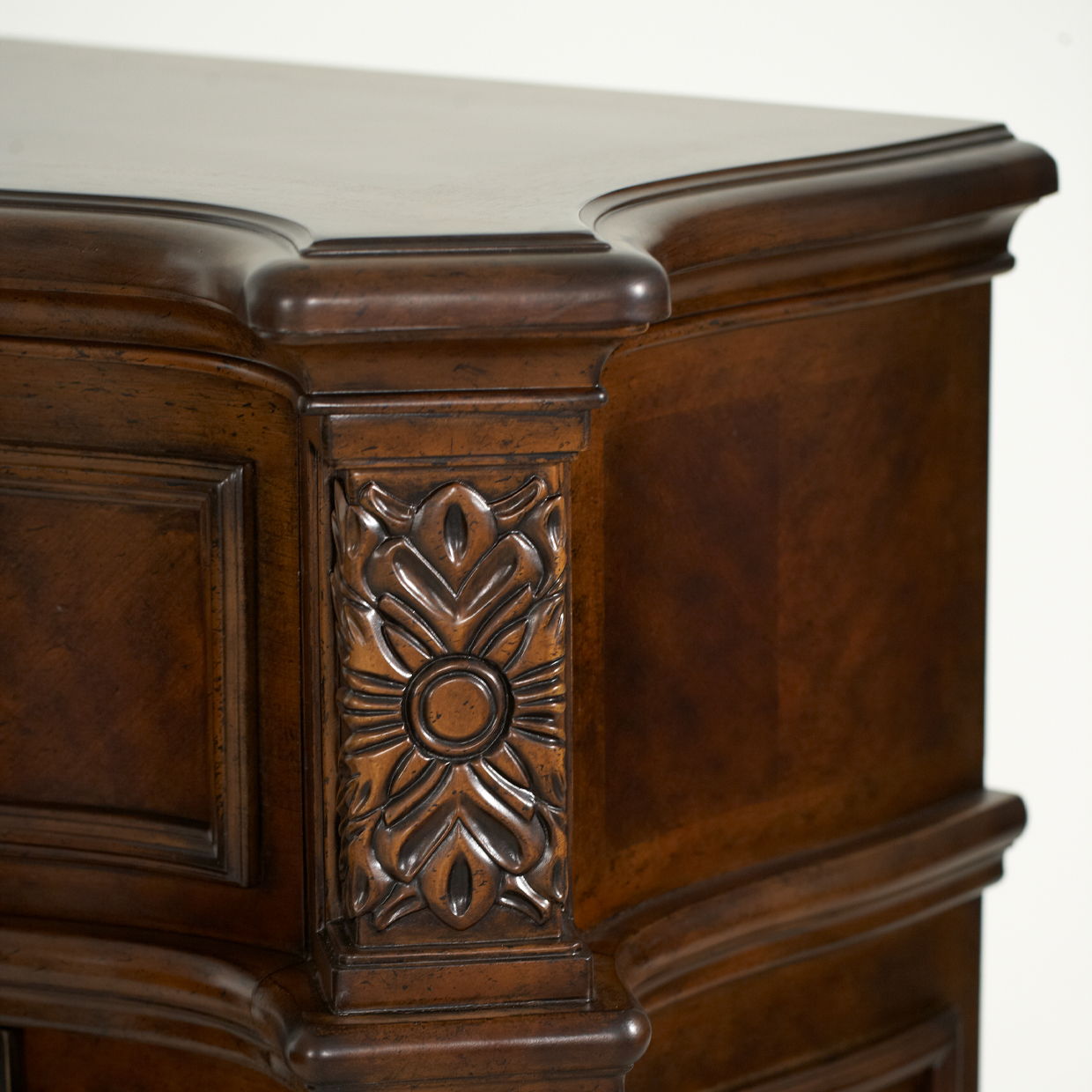 Windsor Court - Fireplace With Electric Insert - Vintage Fruit