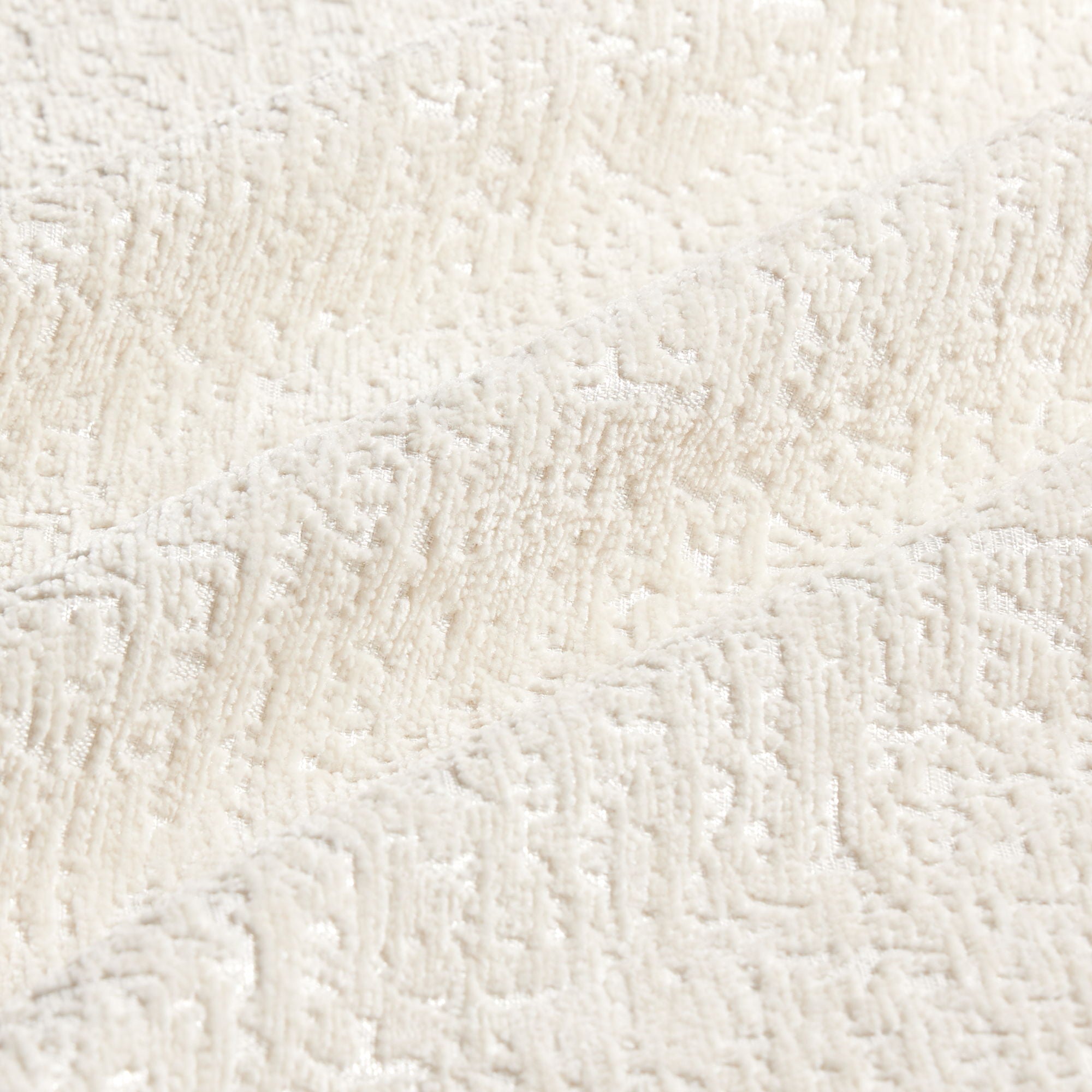 Modern Ergonomic Single Seater Sofa With High Resilience Cushions