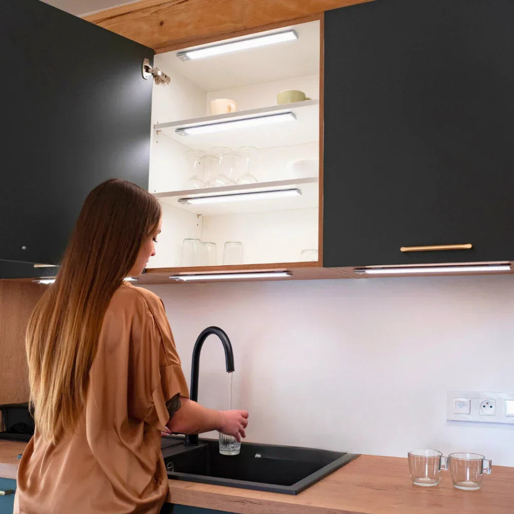 USB Rechargeable LED Cabinet Light Motion Sensor Kitchen Wardrobe Lamp 20–60cm