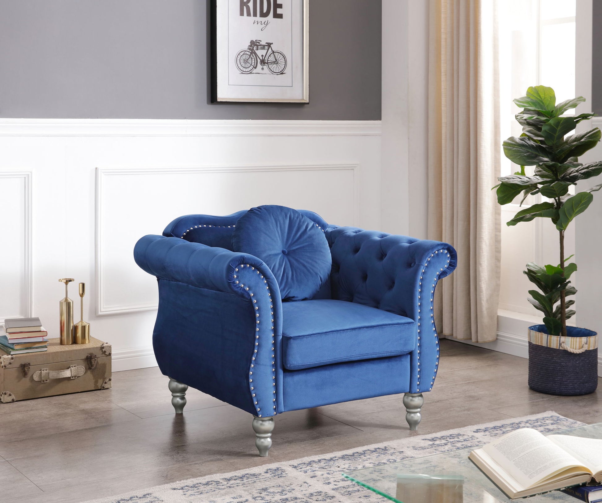 Chic Transitional Flared Arm Chair - Best Buy Furniture