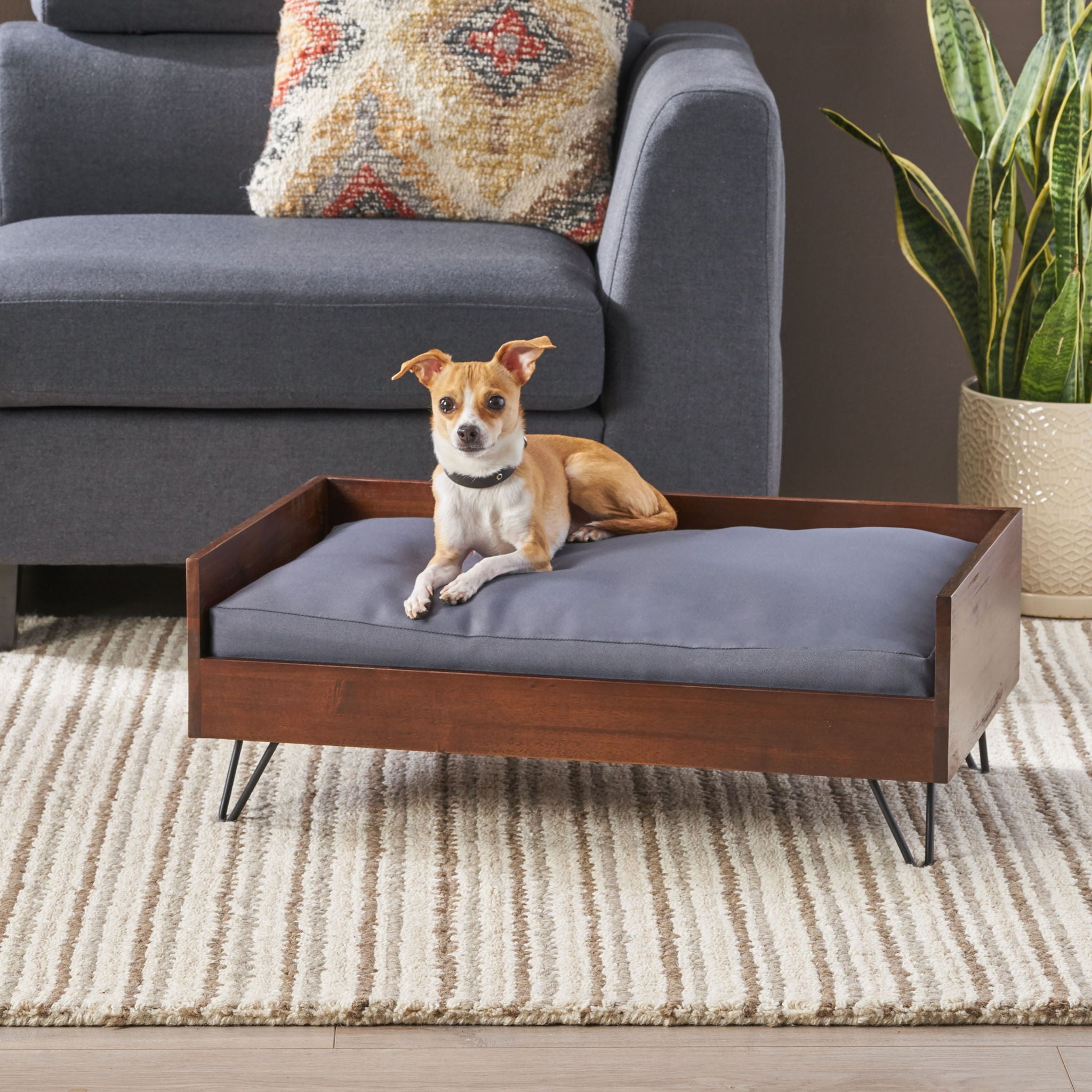Dog Bed With Sleek Hairpin Legs - Reclaimed Oak / Iron