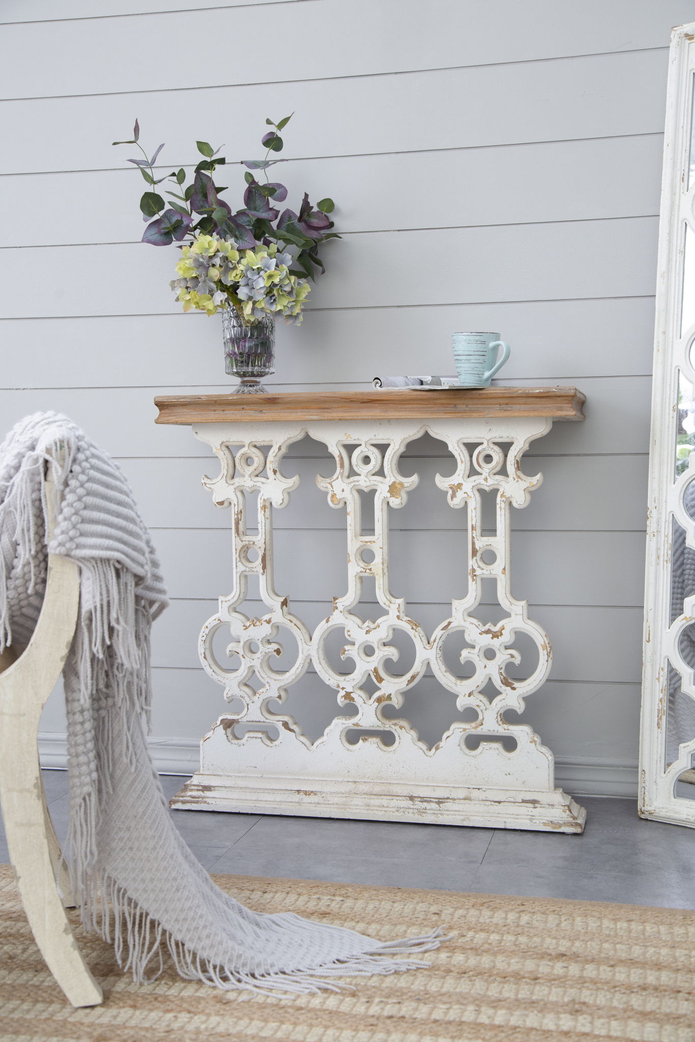 Classic Vintage Wash Console Table With Wood Top - Brown / Antique White