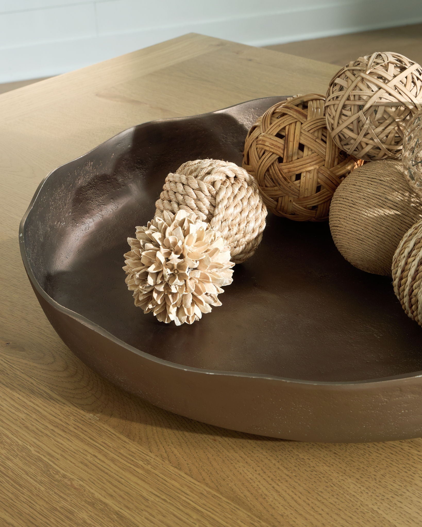 Wallmen - Champagne Gold Finish - Tray