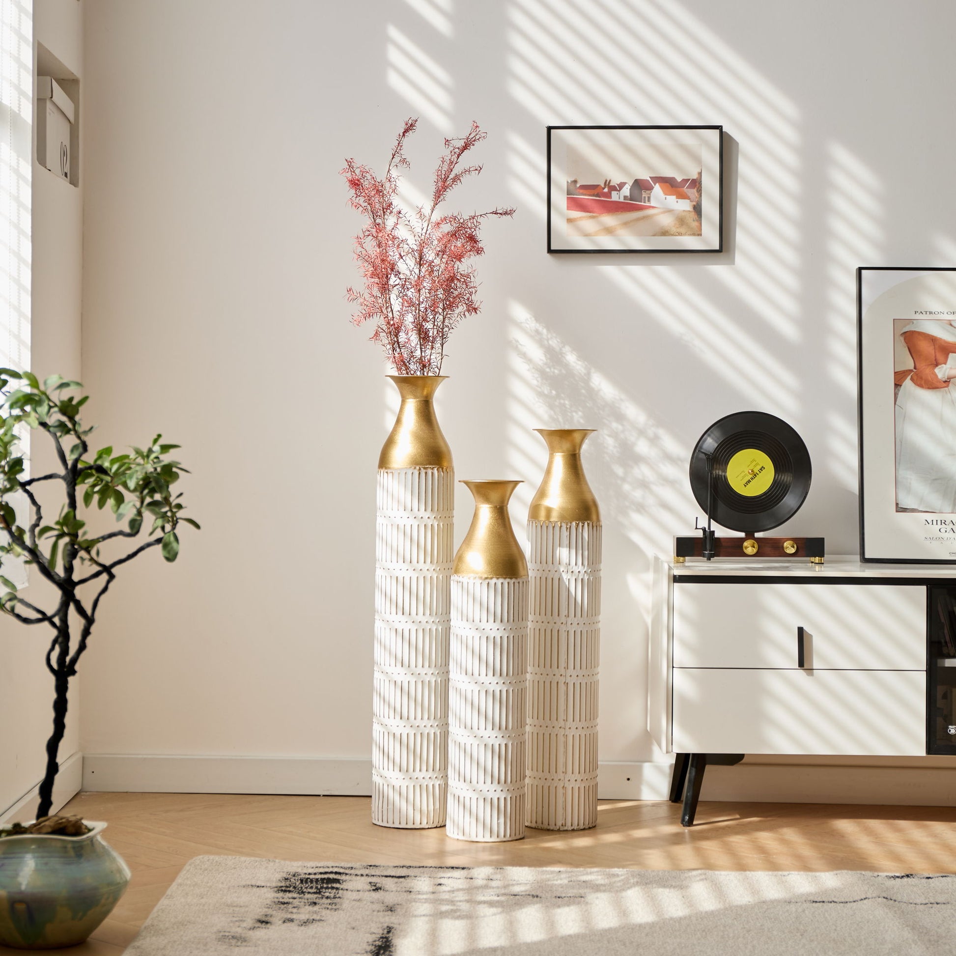 Floor Metal Vases Decorated White Metal Vases (Set of 3) Gorgeous Home Decoration Large Glazed Metal Vases - White - Best Buy Furniture