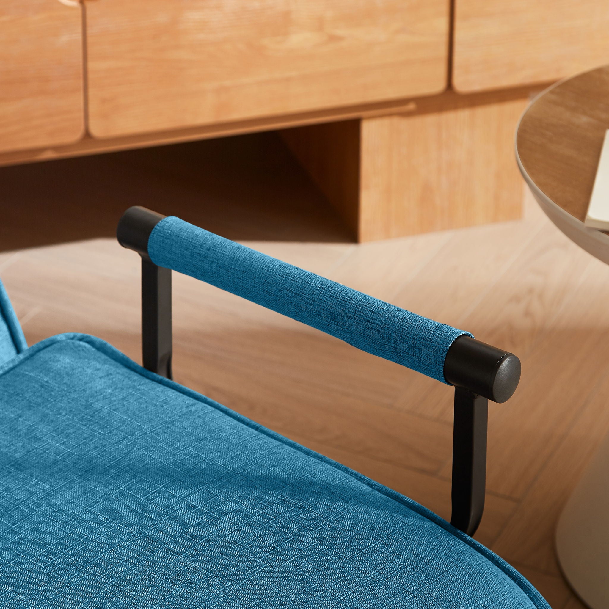 Convertible 5 In 1 Folding Chair Bed With Adjustable Backrest & Pillow Linen