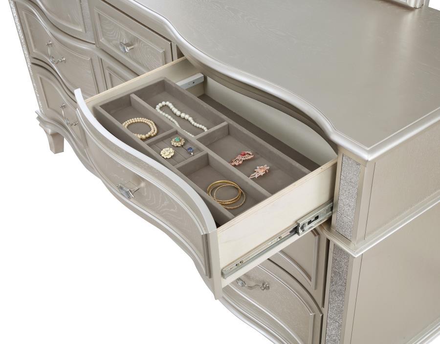 Evangeline - 9-Drawer Dresser