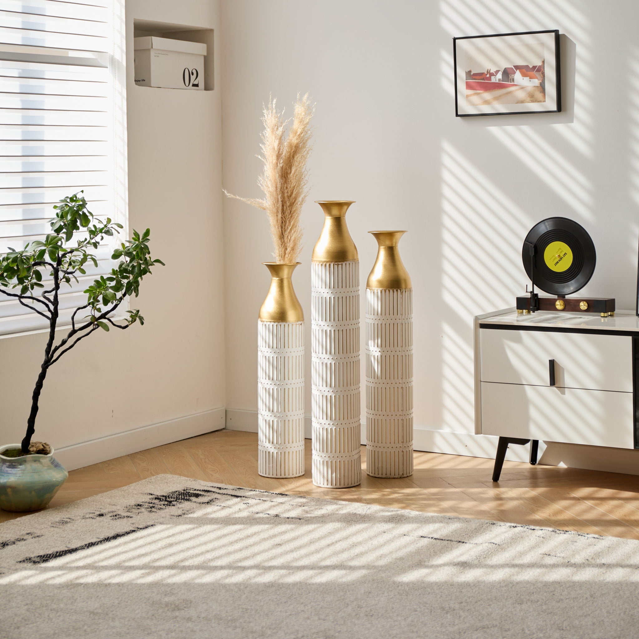 Floor Metal Vases Decorated White Metal Vases (Set of 3) Gorgeous Home Decoration Large Glazed Metal Vases - White - Best Buy Furniture