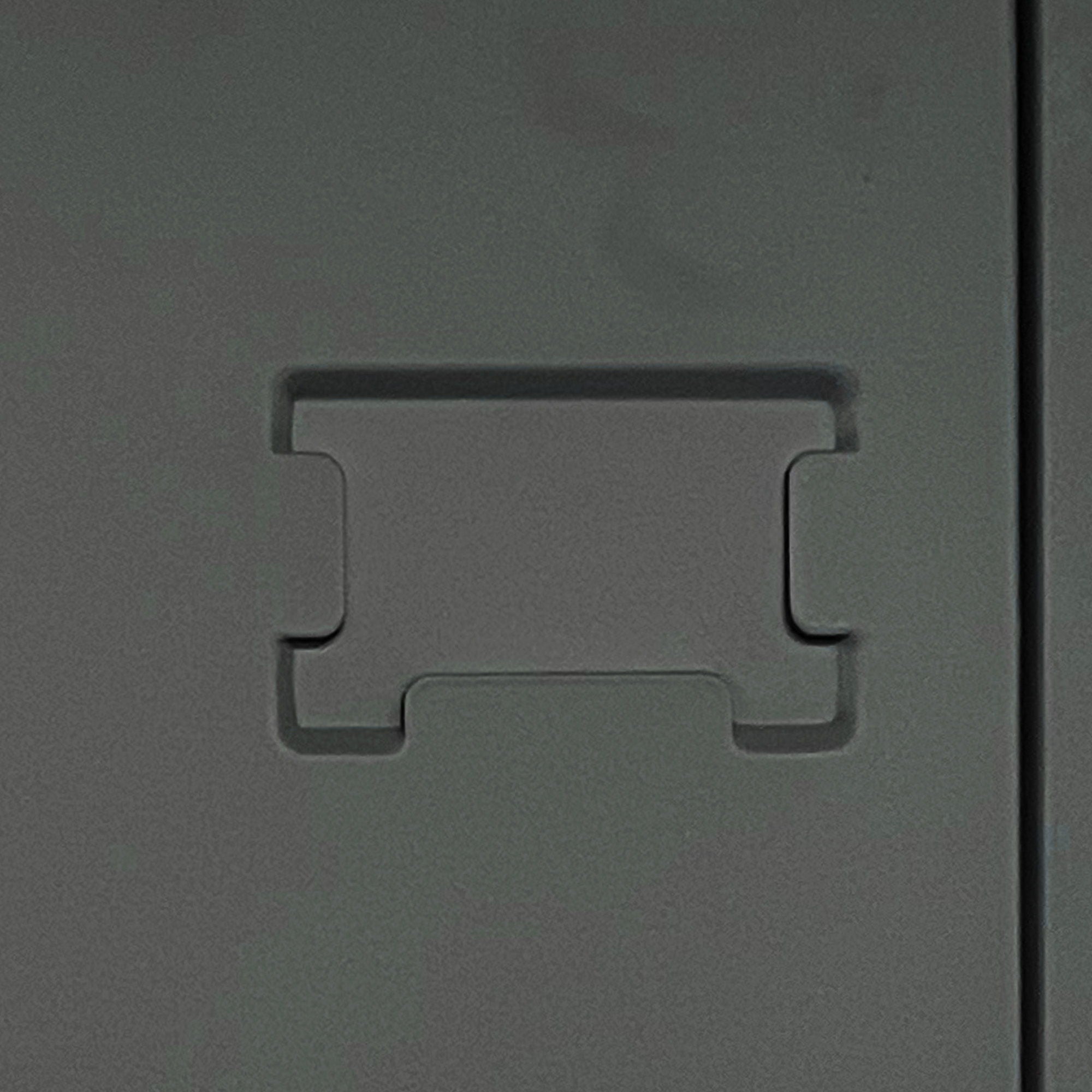 15 Door Lockers With Lock For Employee Storage - Black