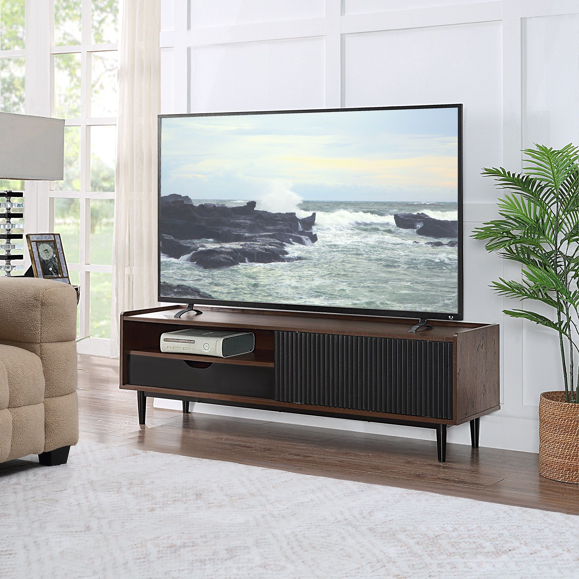 Duane - Fluted TV Stand