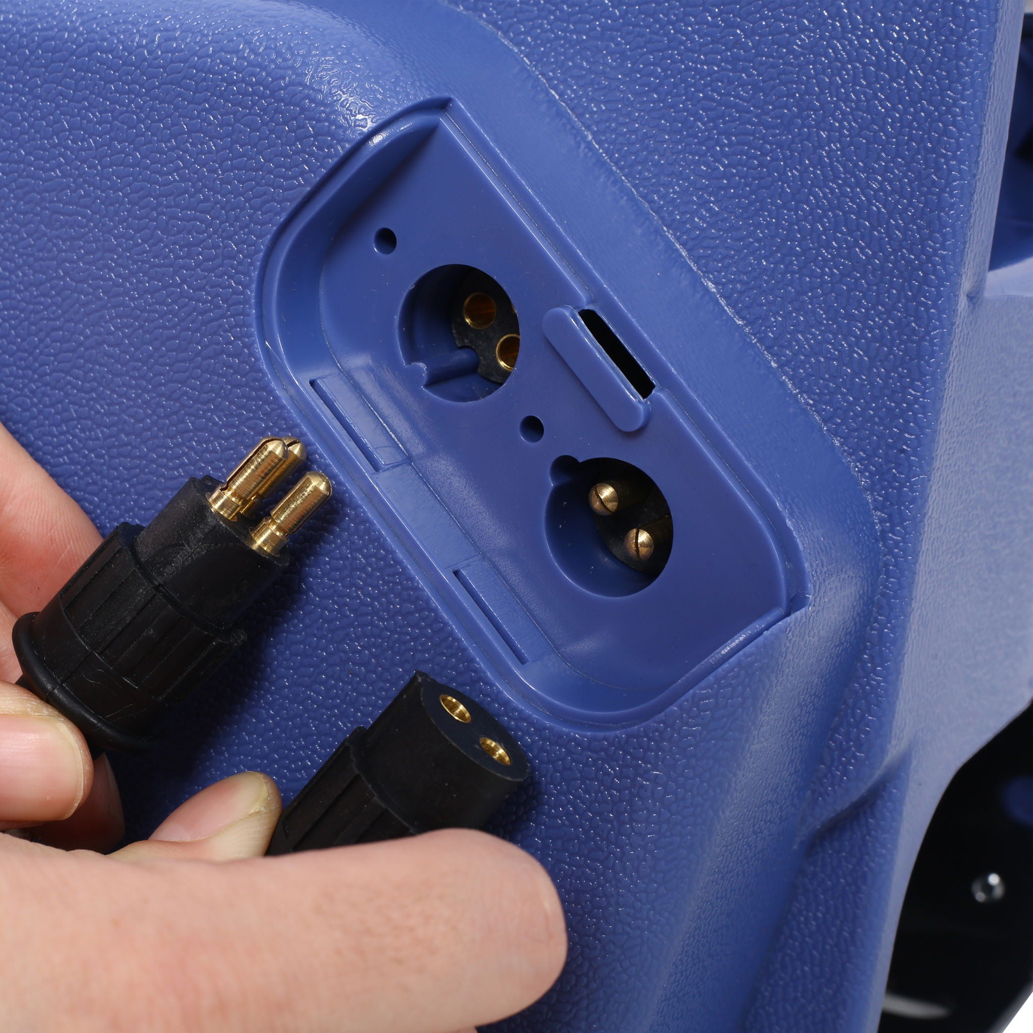 Reversible 12V Electric Trailer Winch For Boats Up To 6000 Lbs With Synthetic Rope And Extra Pulley Hook - Blue