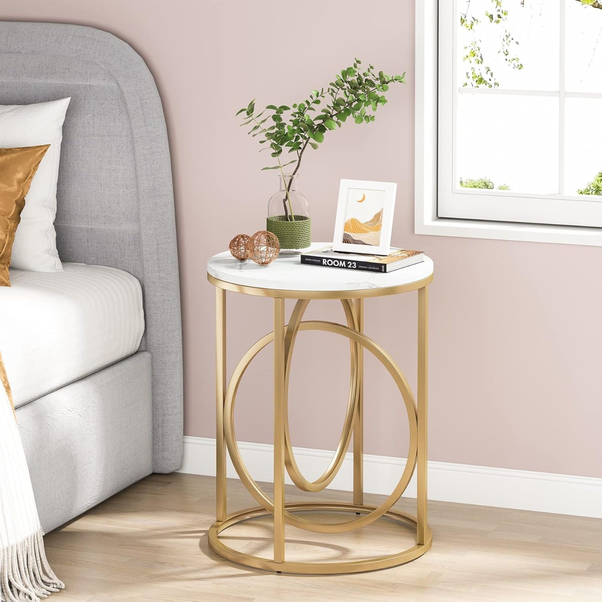 Round End Table - White / Gold