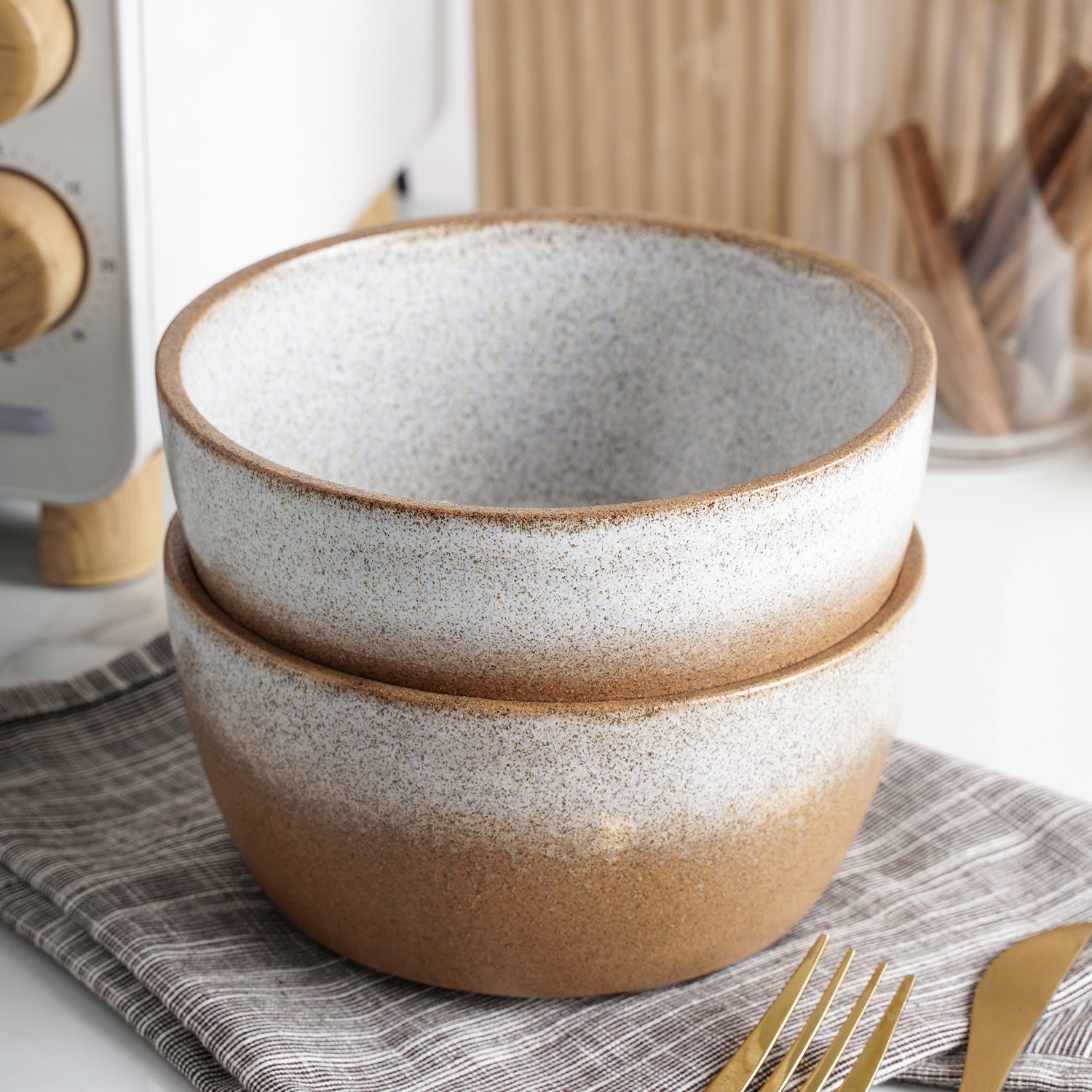 Vince Stoneware Dinnerware Set - Brown