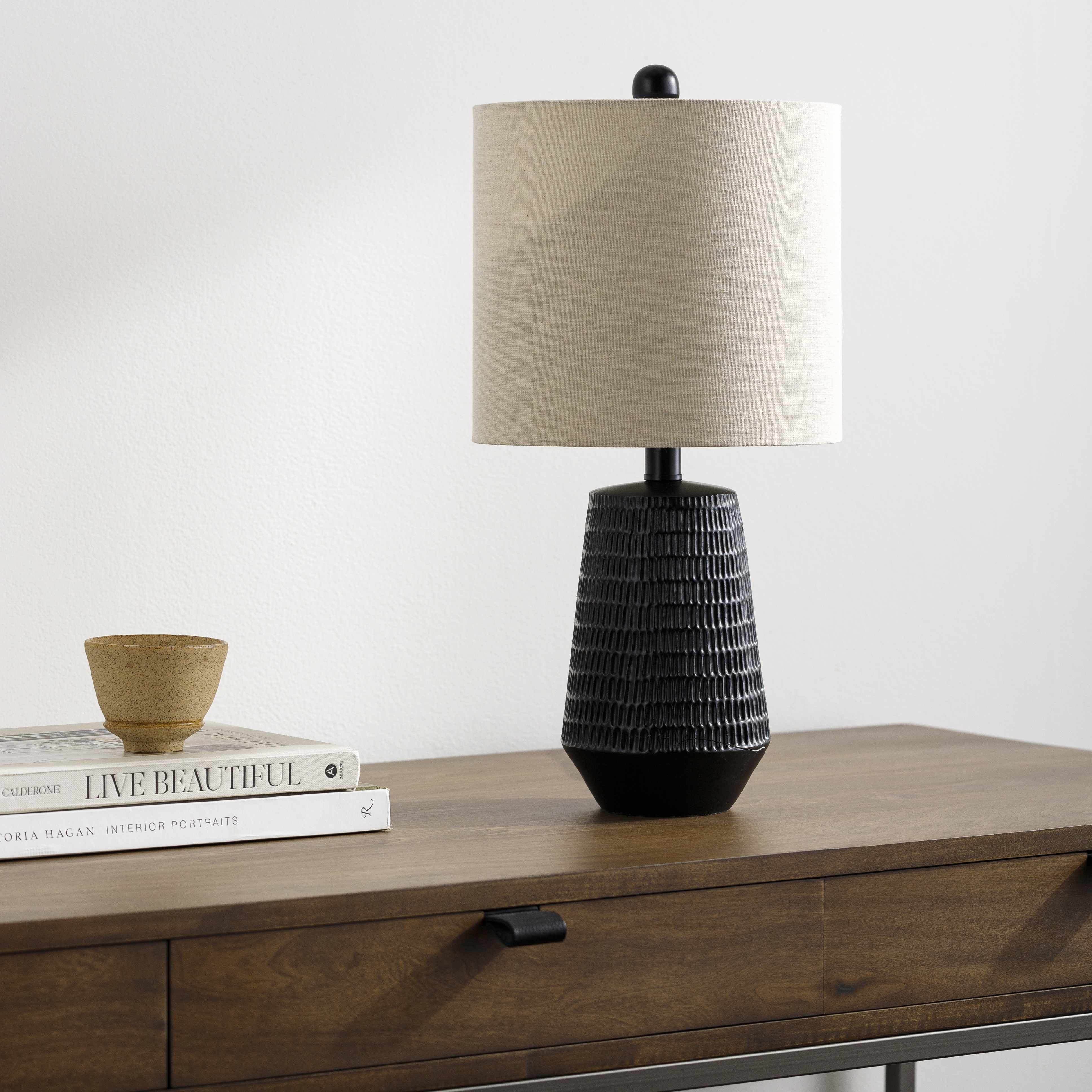 Berehomet Black Table Lamp