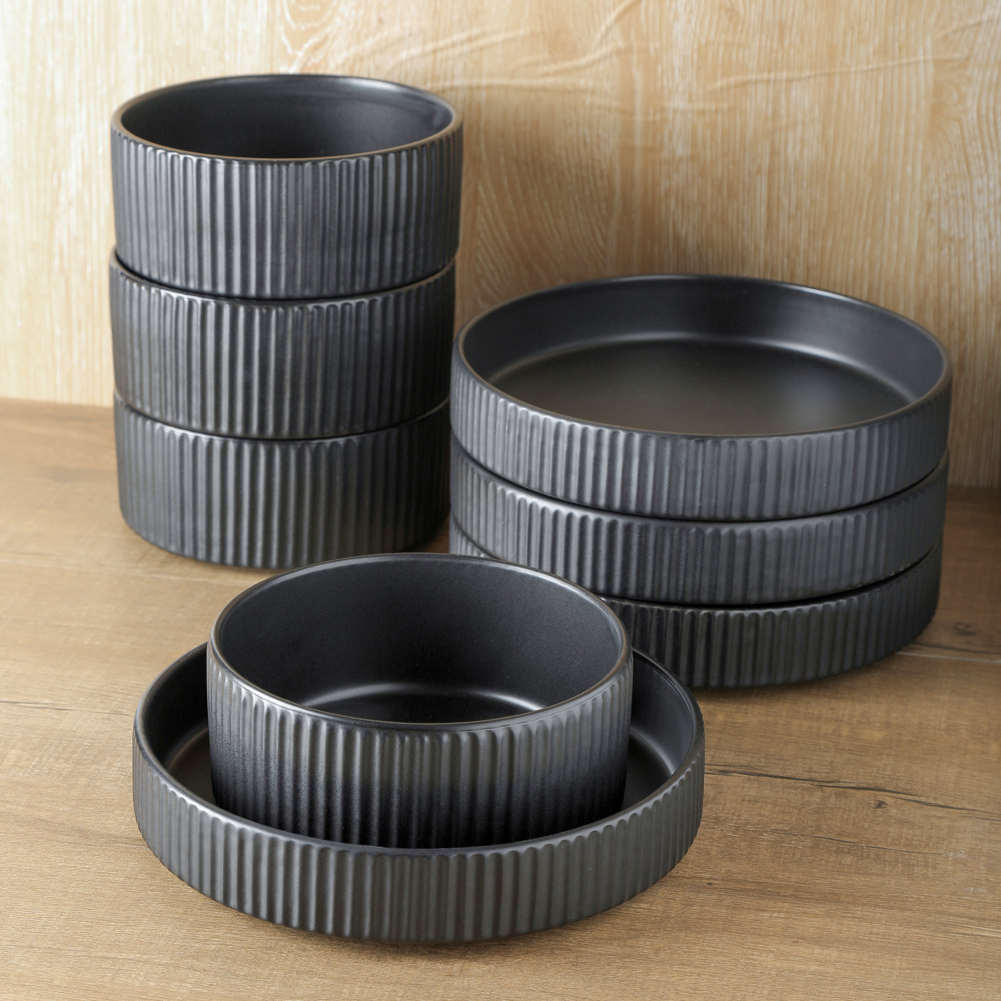 Lusso Stoneware Dinnerware Set - Black