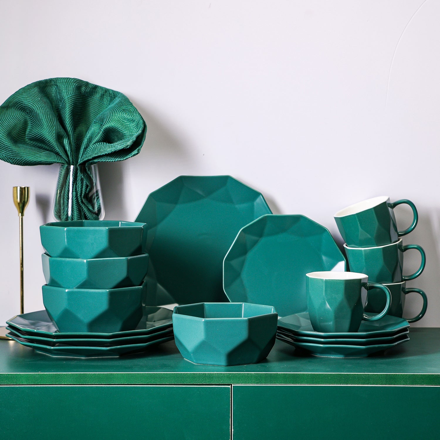 Jamie Porcelain Dinnerware Set - Green
