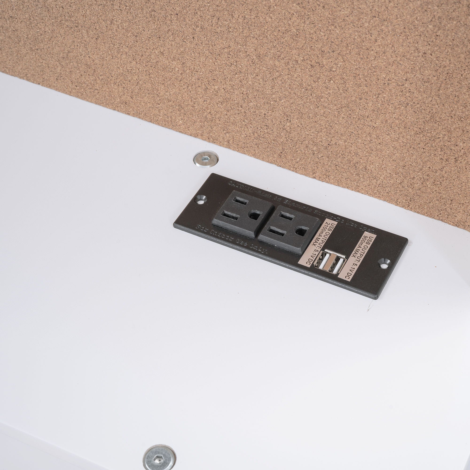 Twin Size Daybed With Storage Shelvesboard, Cork Board, USB Ports And Trundle - White