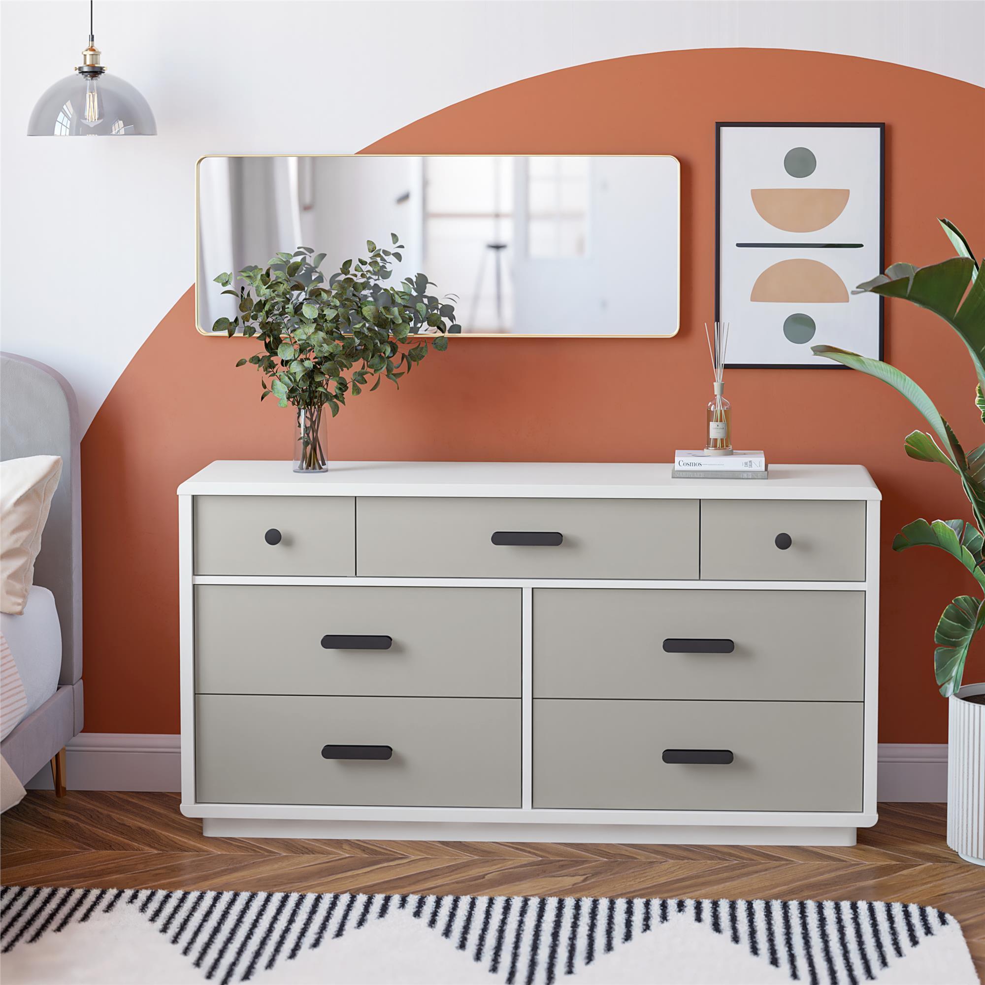 Valencia - 7 Drawer Wide Dresser - Taupe