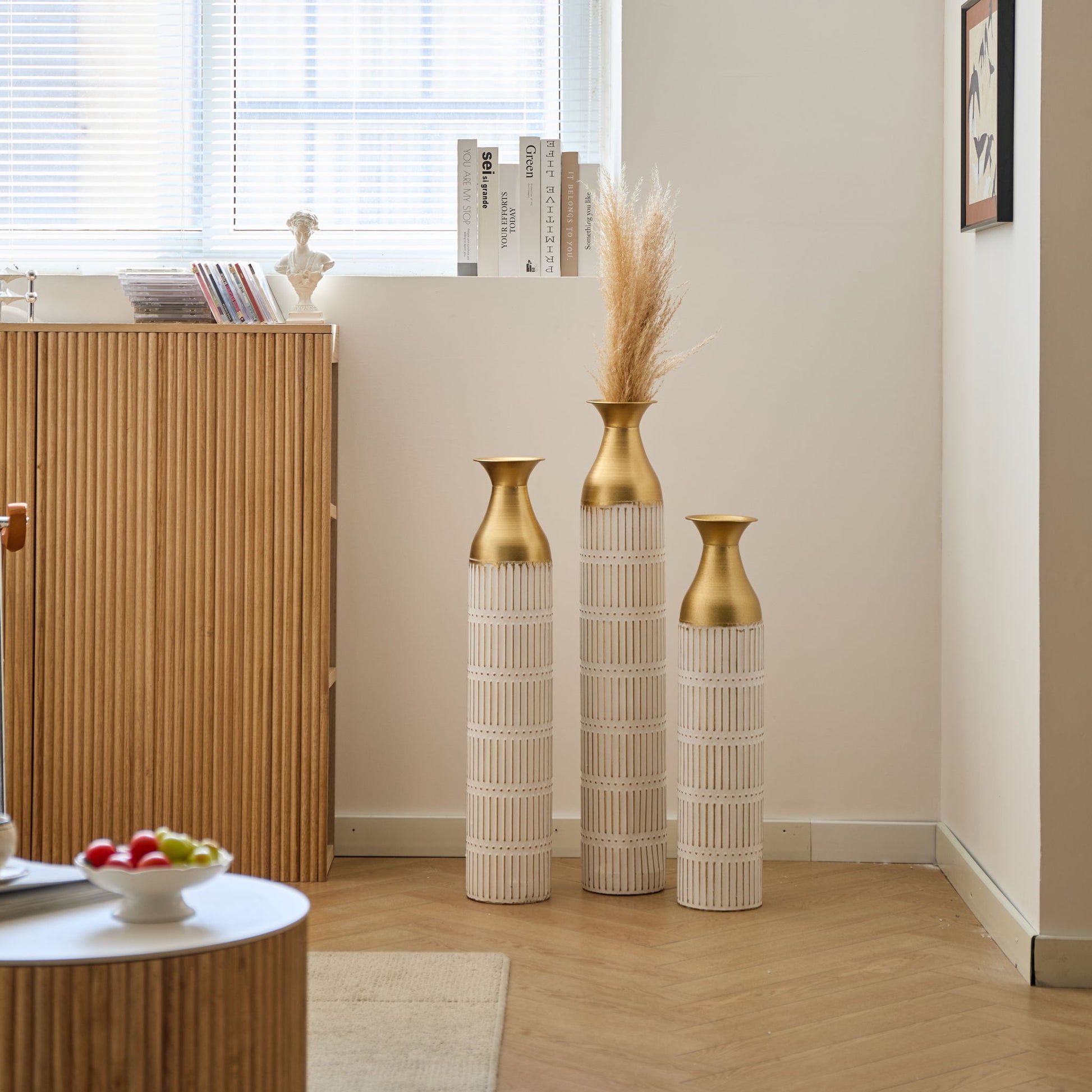 Floor Metal Vases Decorated White Metal Vases (Set of 3) Gorgeous Home Decoration Large Glazed Metal Vases - White - Best Buy Furniture