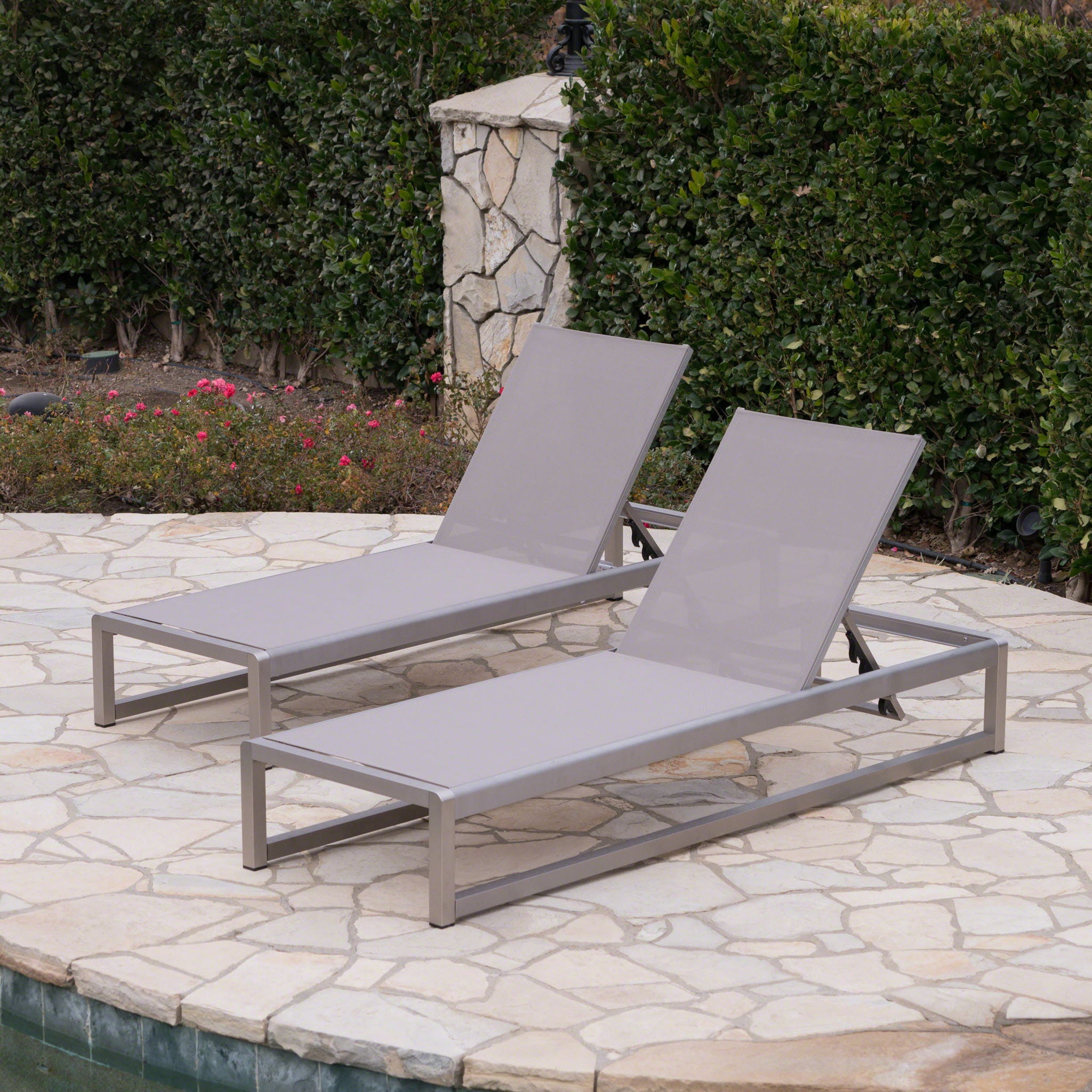 Chaise Lounge With 5 Reclining Positions, Outdoor Patio Lounge Chairs