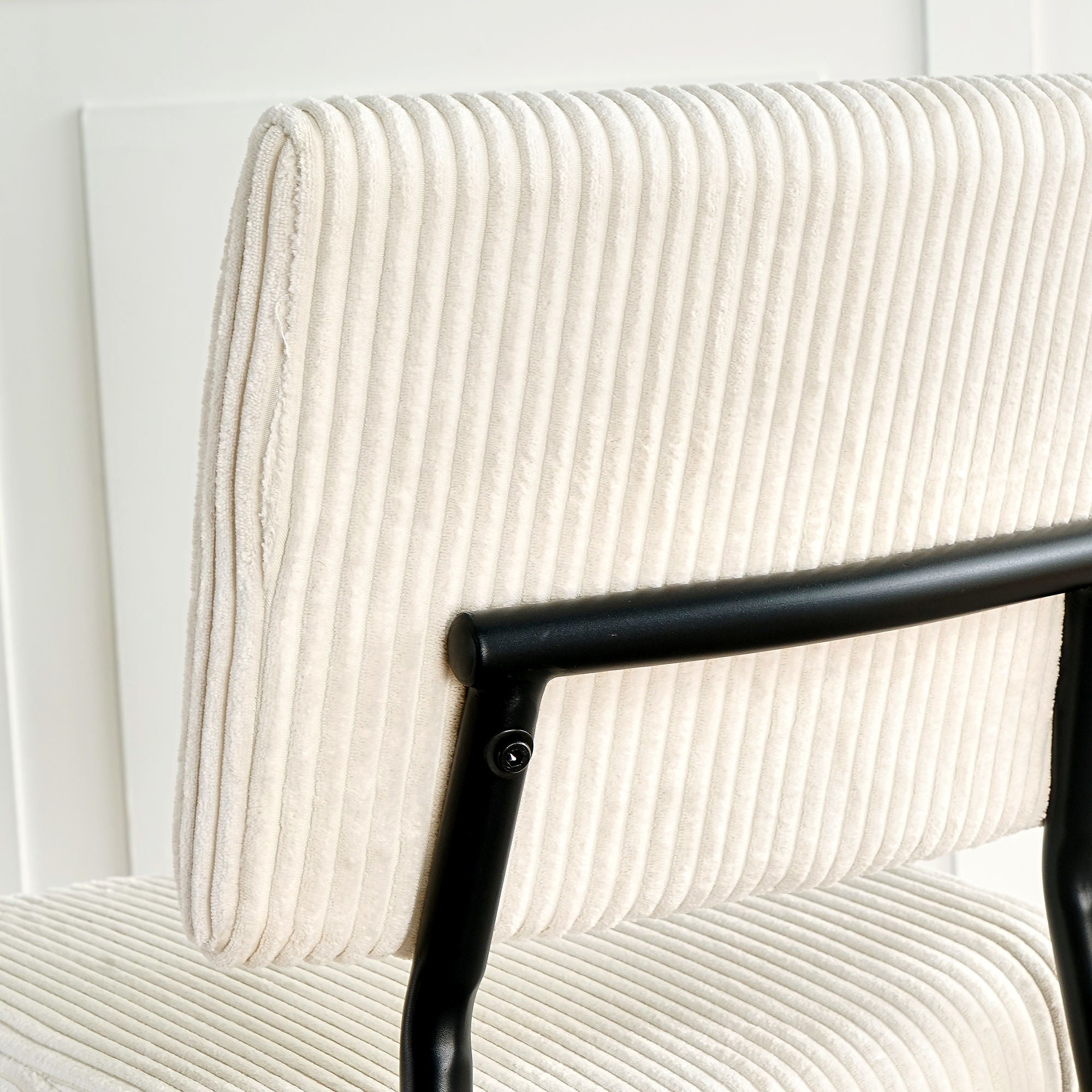 Modern Upholstered Dining Chair With Metal Legs