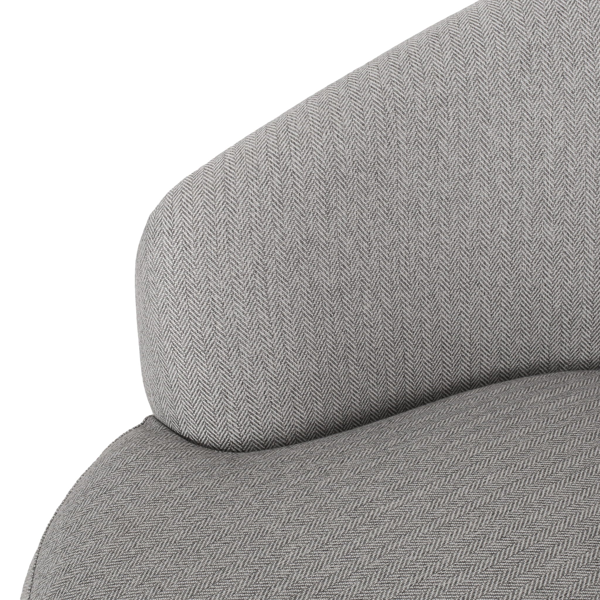 Elegant Barrel Style Club Chair