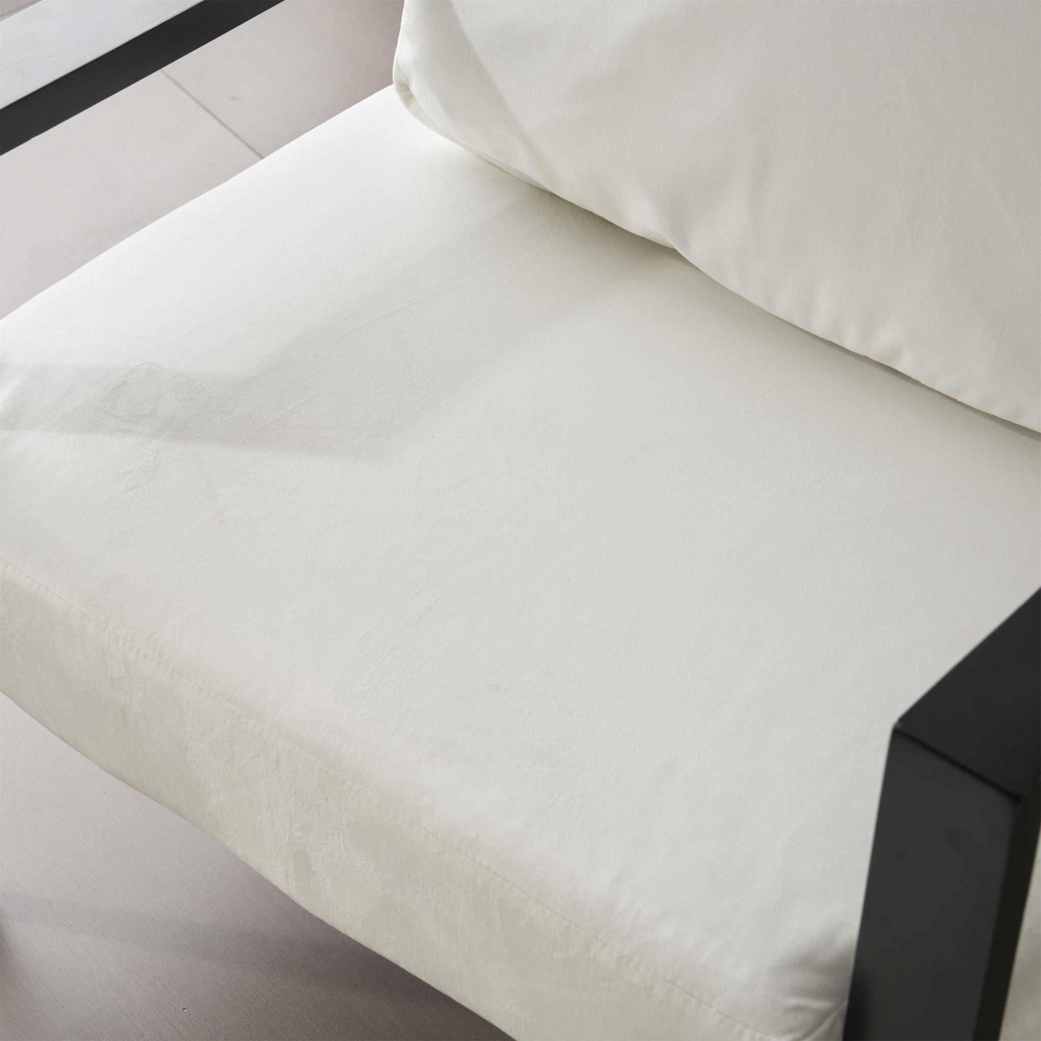 Modern Armchair With Solid Wood Frame