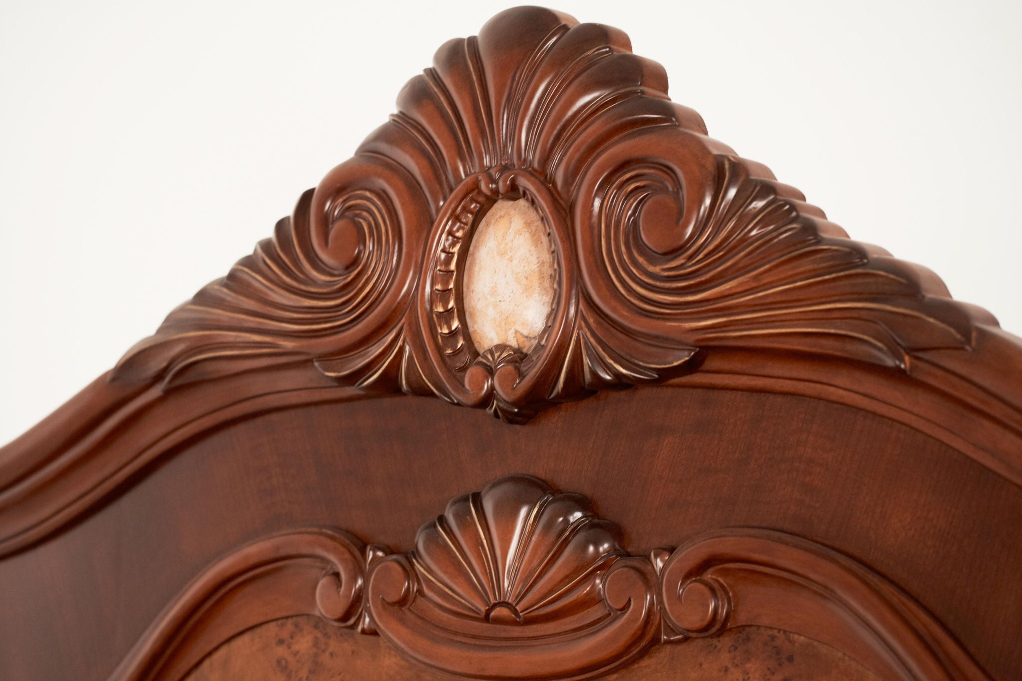 Cortina - Sleigh Bed