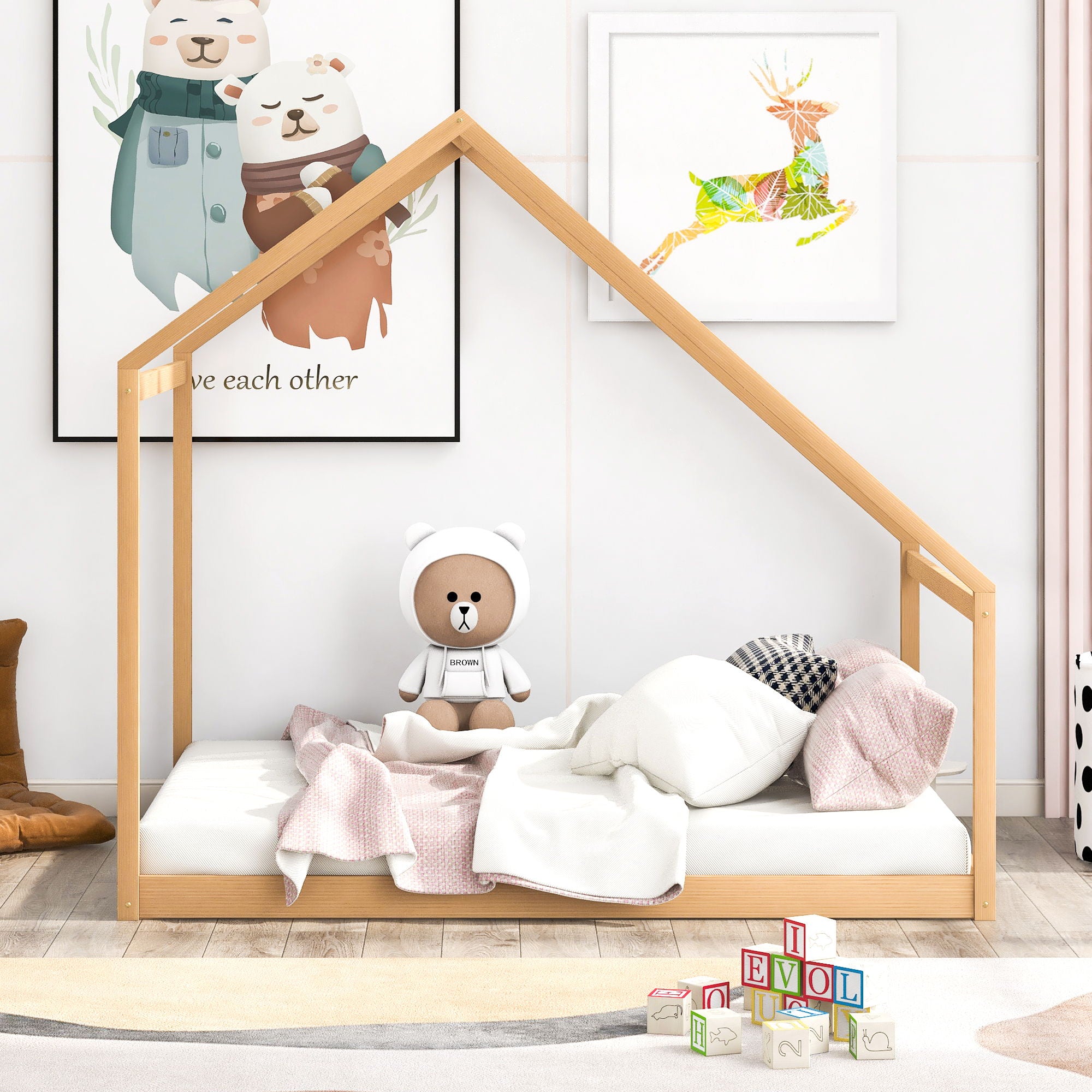 Creative Design House Bed
