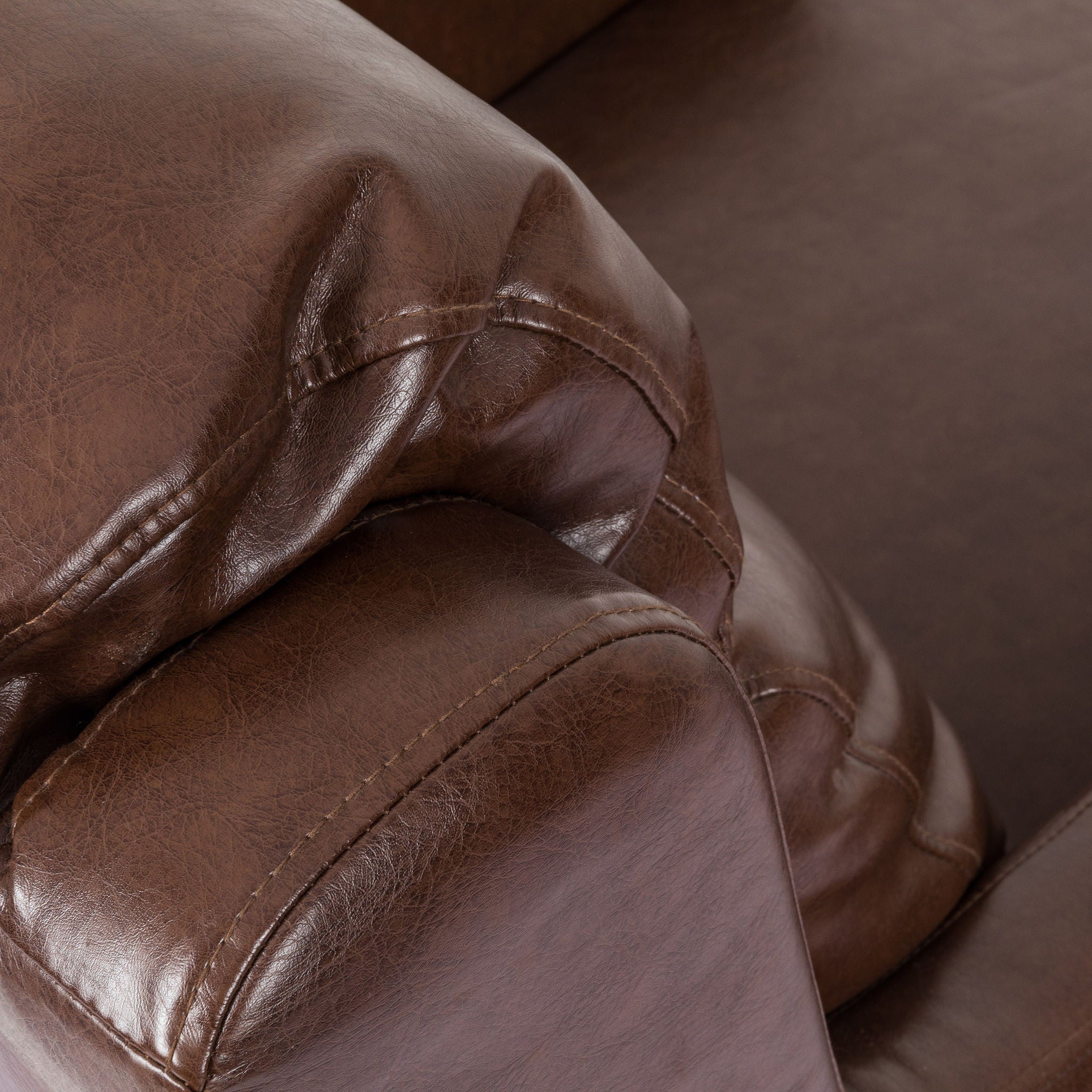 Contemporary Club Chair With Upholstered Fabric And Rubberwood Legs