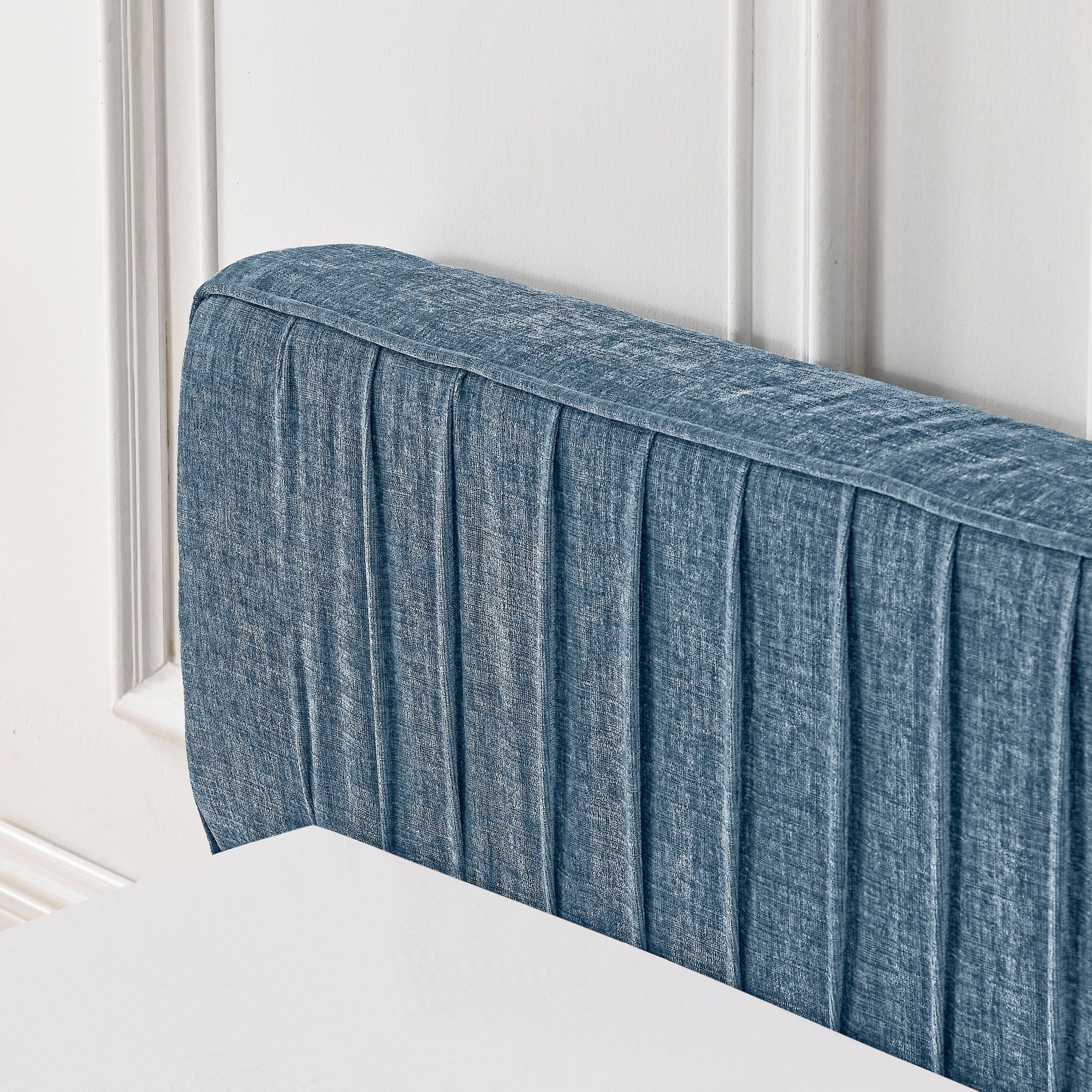 Modern Upholstered Platform Bed Frame With Pleated Design