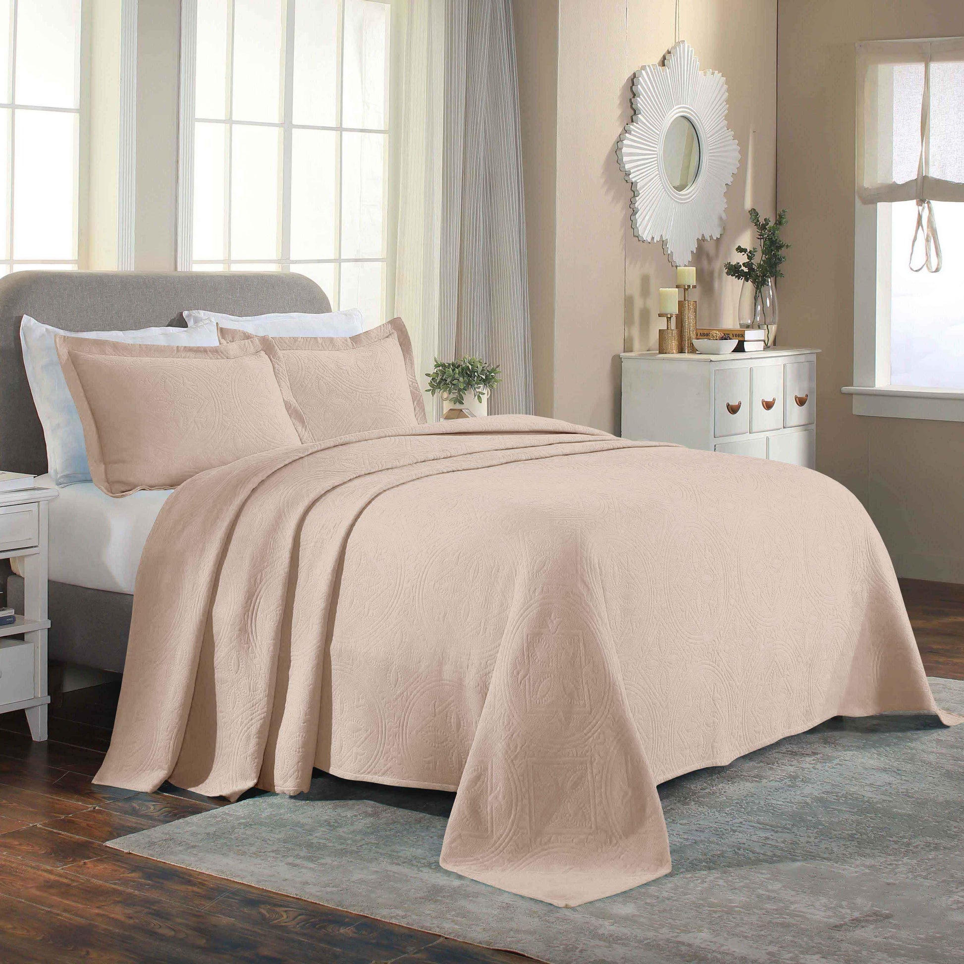 Celtic Circle Cotton Jacquard Matelasse Bedspread Set - Bedspread by Superior Brand