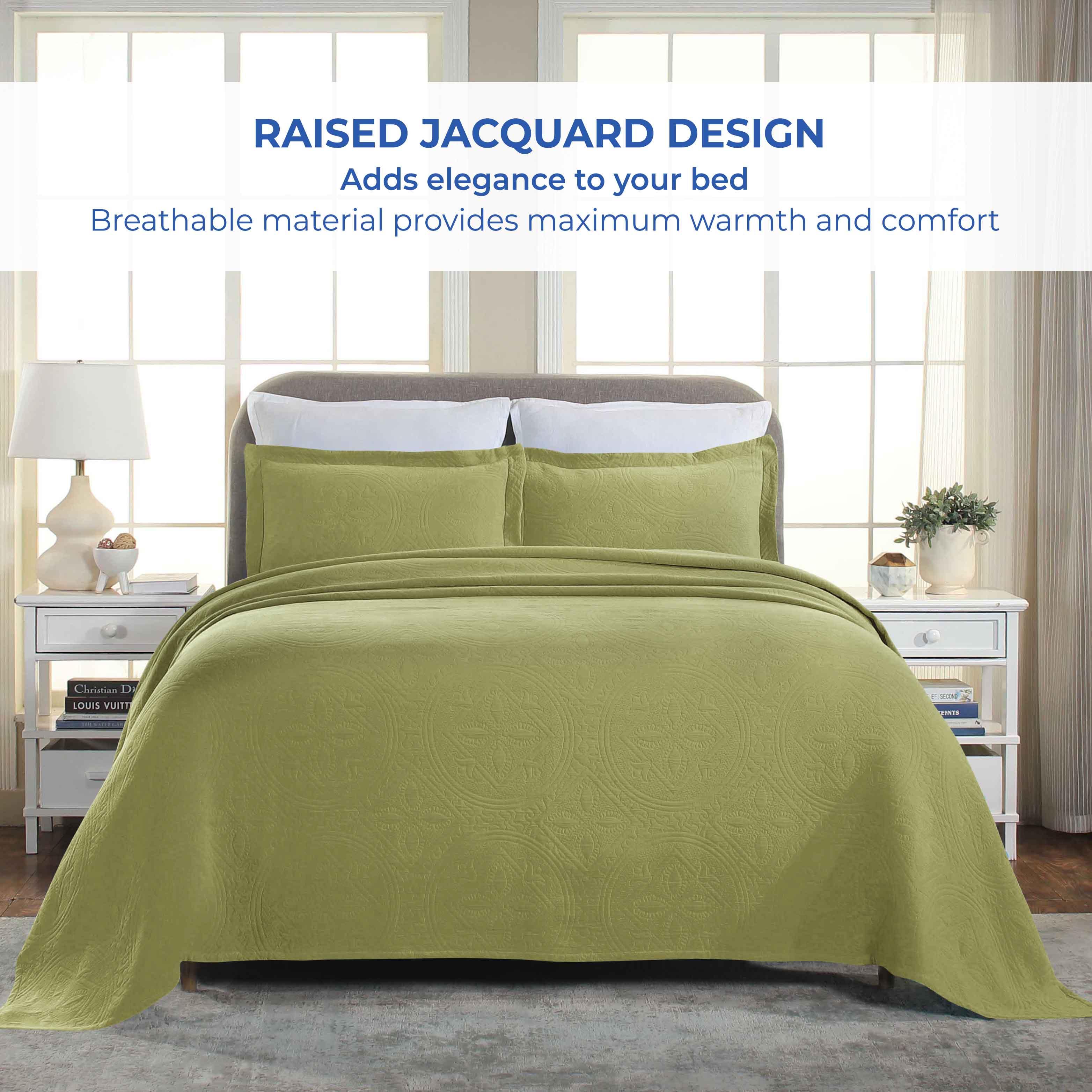 Celtic Circle Cotton Jacquard Matelasse Bedspread Set - Bedspread by Superior Brand